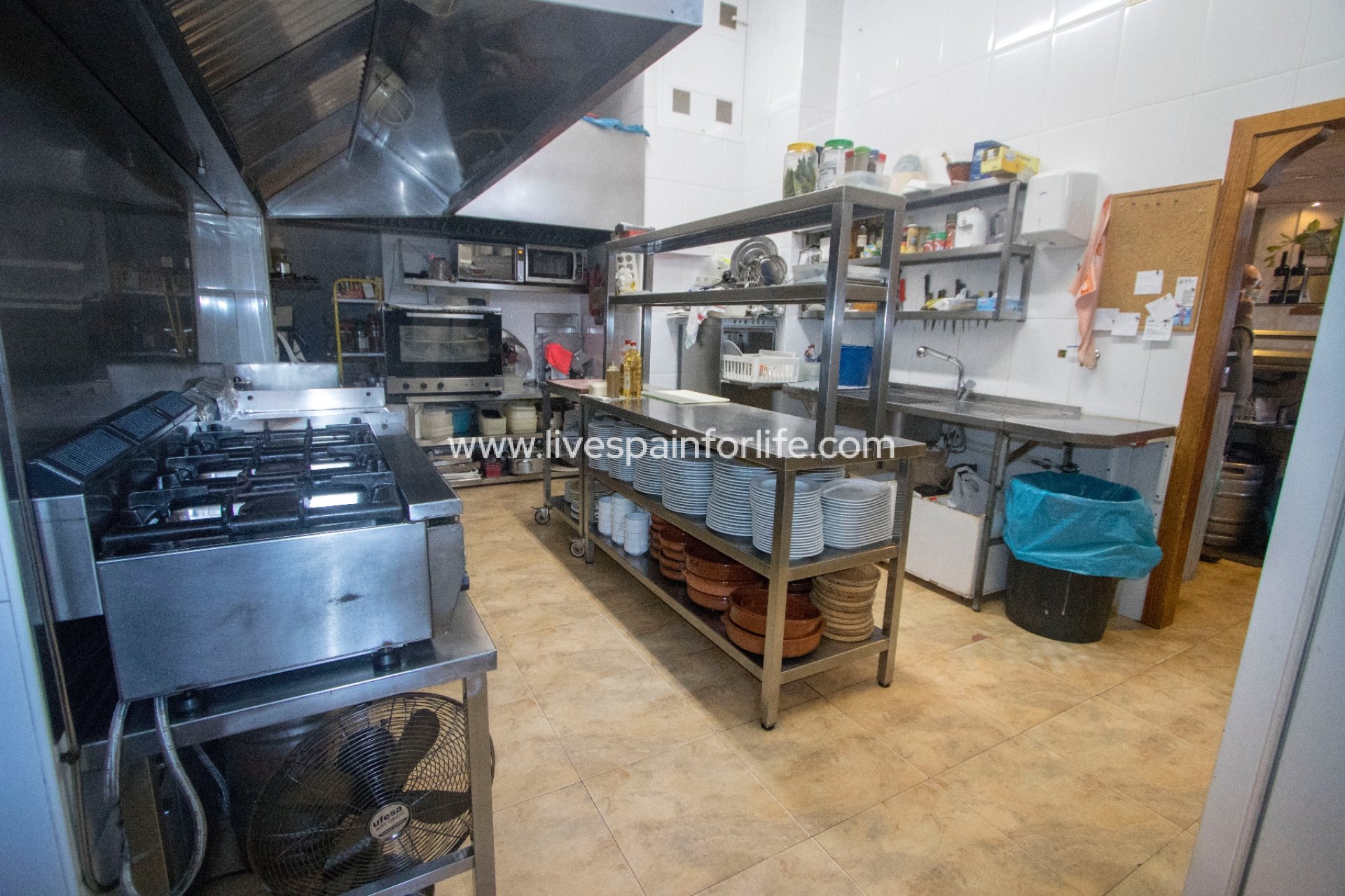 Herverkoop - Handelspand -
Albatera