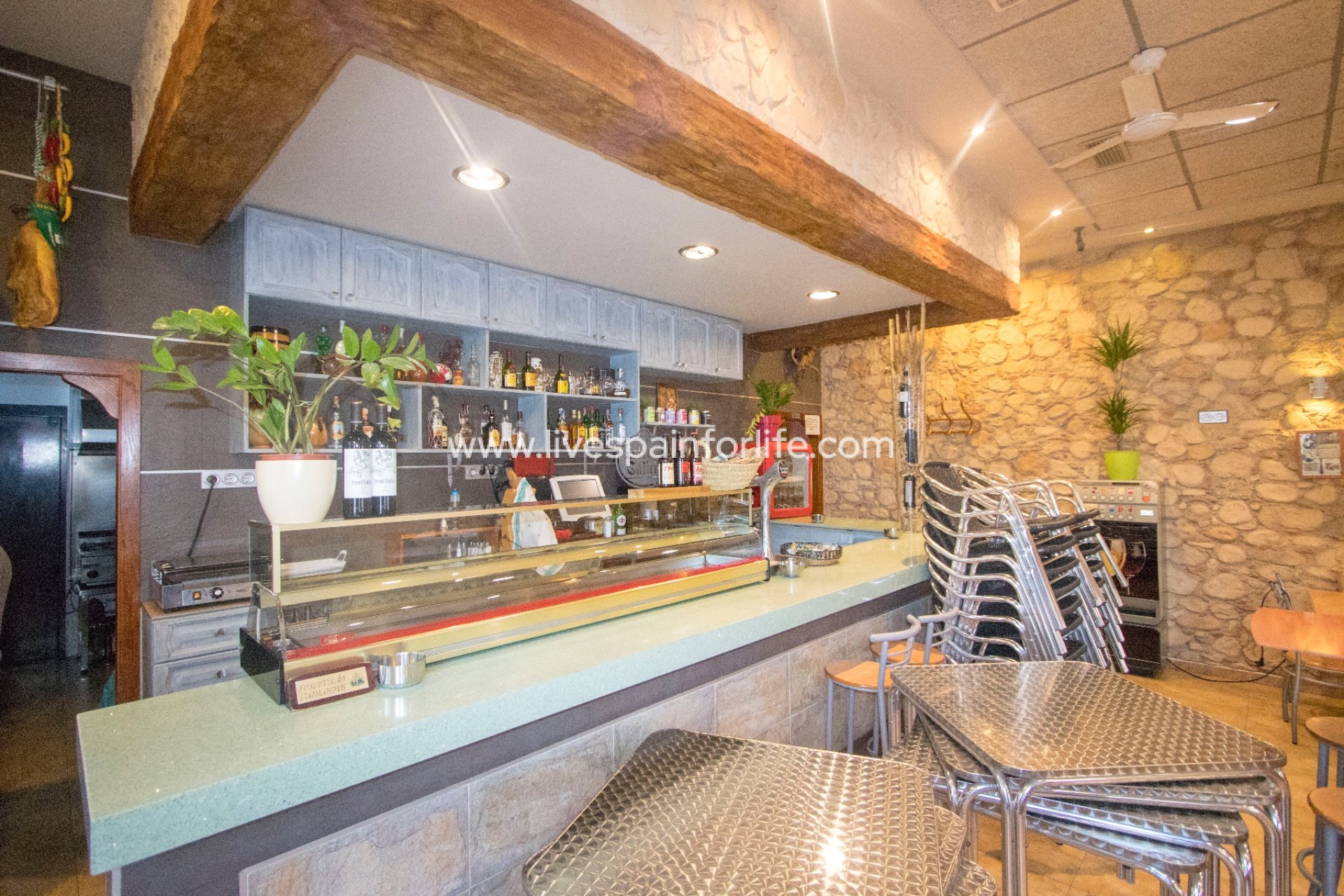 Herverkoop - Handelspand -
Albatera