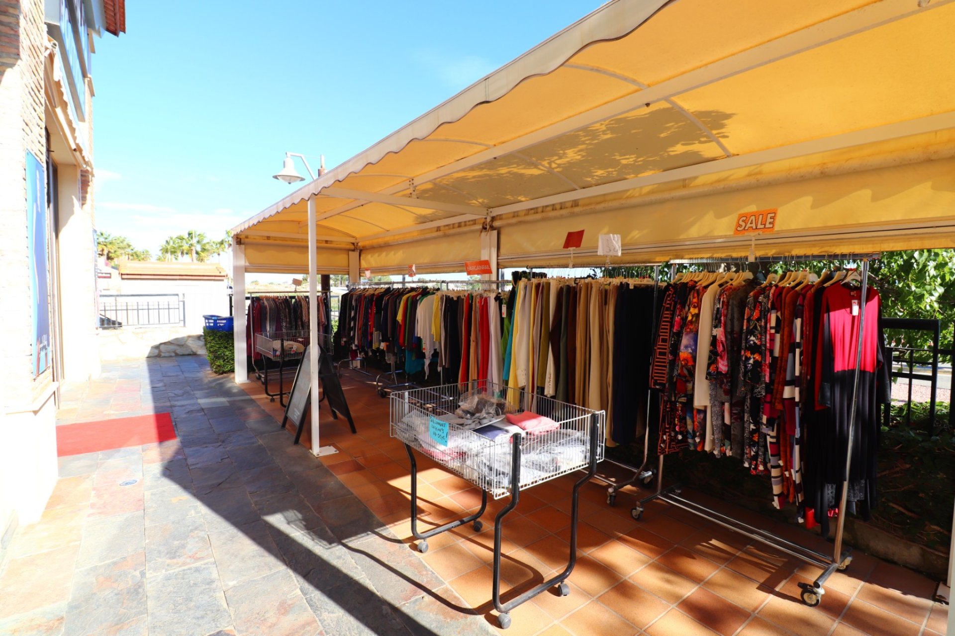 Herverkoop - Handelspand -
Algorfa - La Finca Golf Resort