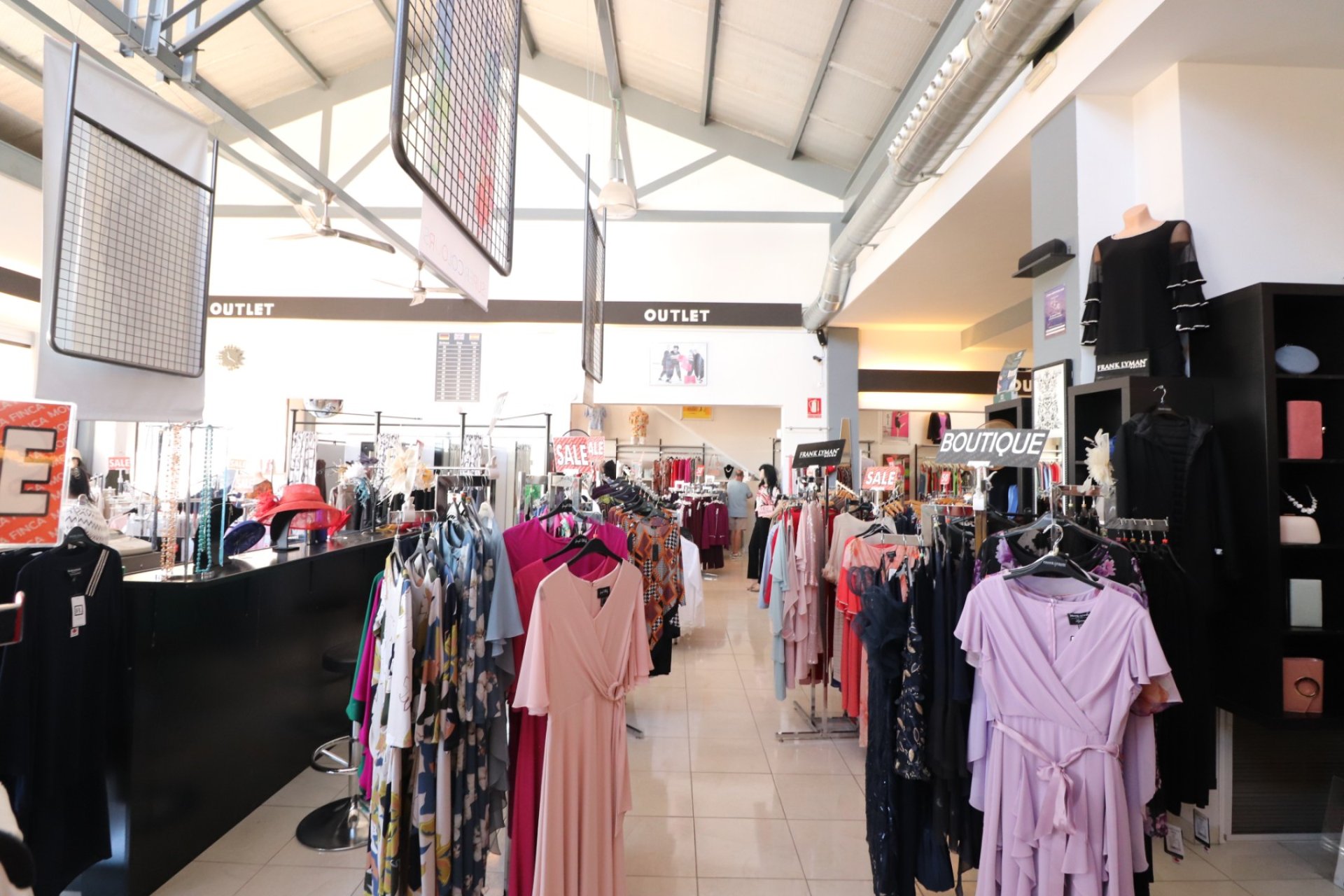 Herverkoop - Handelspand -
Algorfa - La Finca Golf Resort