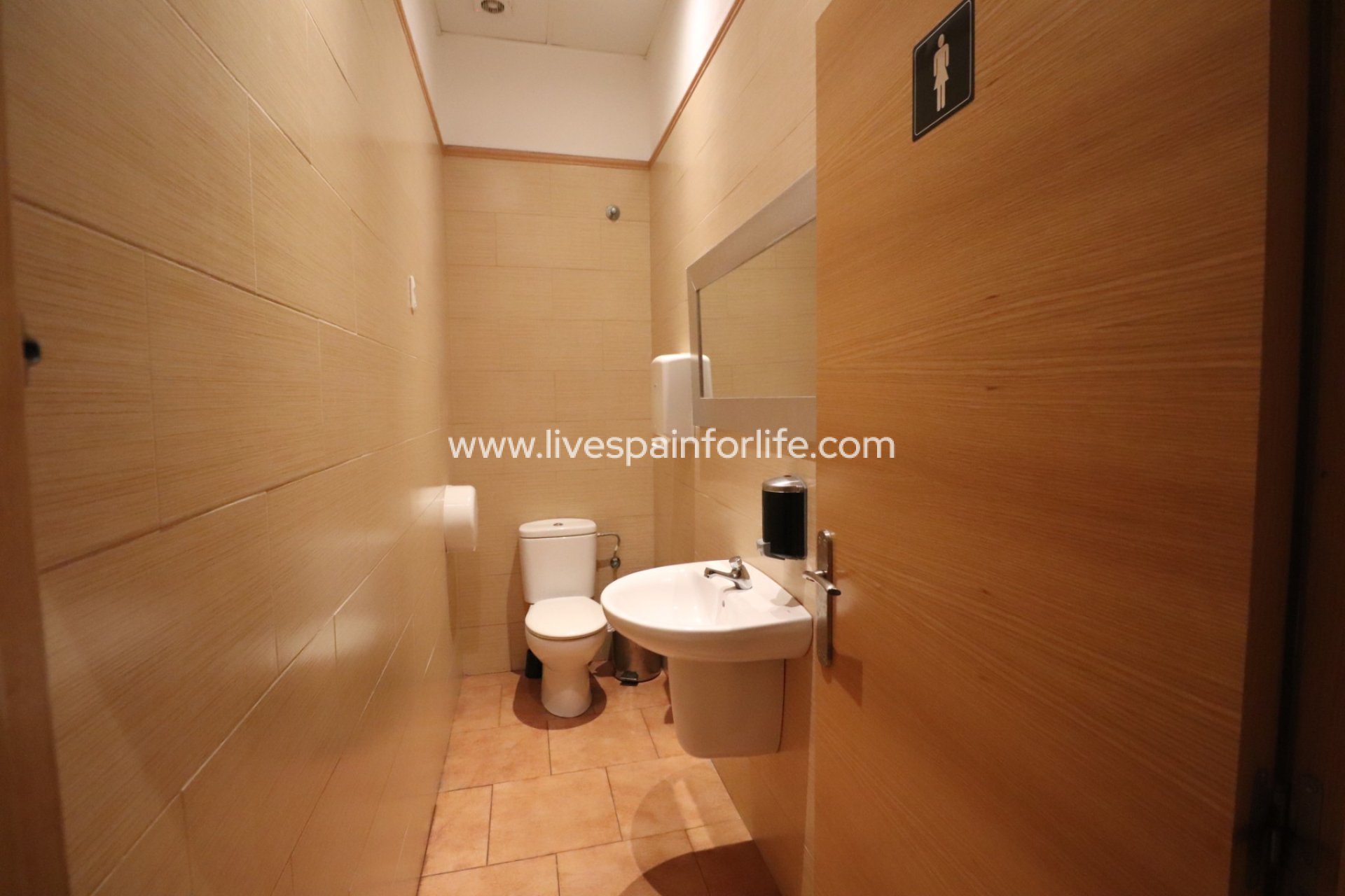 Herverkoop - Handelspand -
Ciudad Quesada - Ciudad Quesada - Town