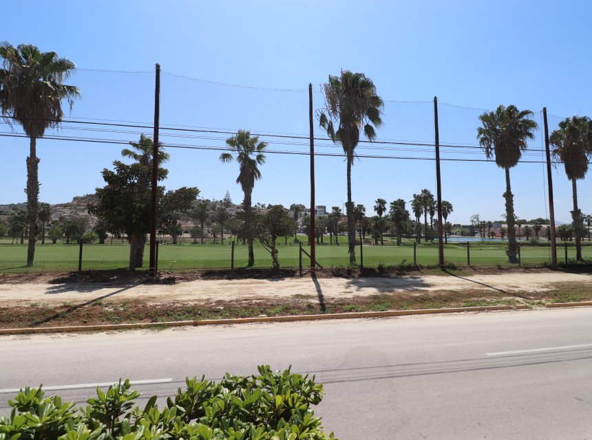 Herverkoop - Handelspand -
Ciudad Quesada - La Marquesa