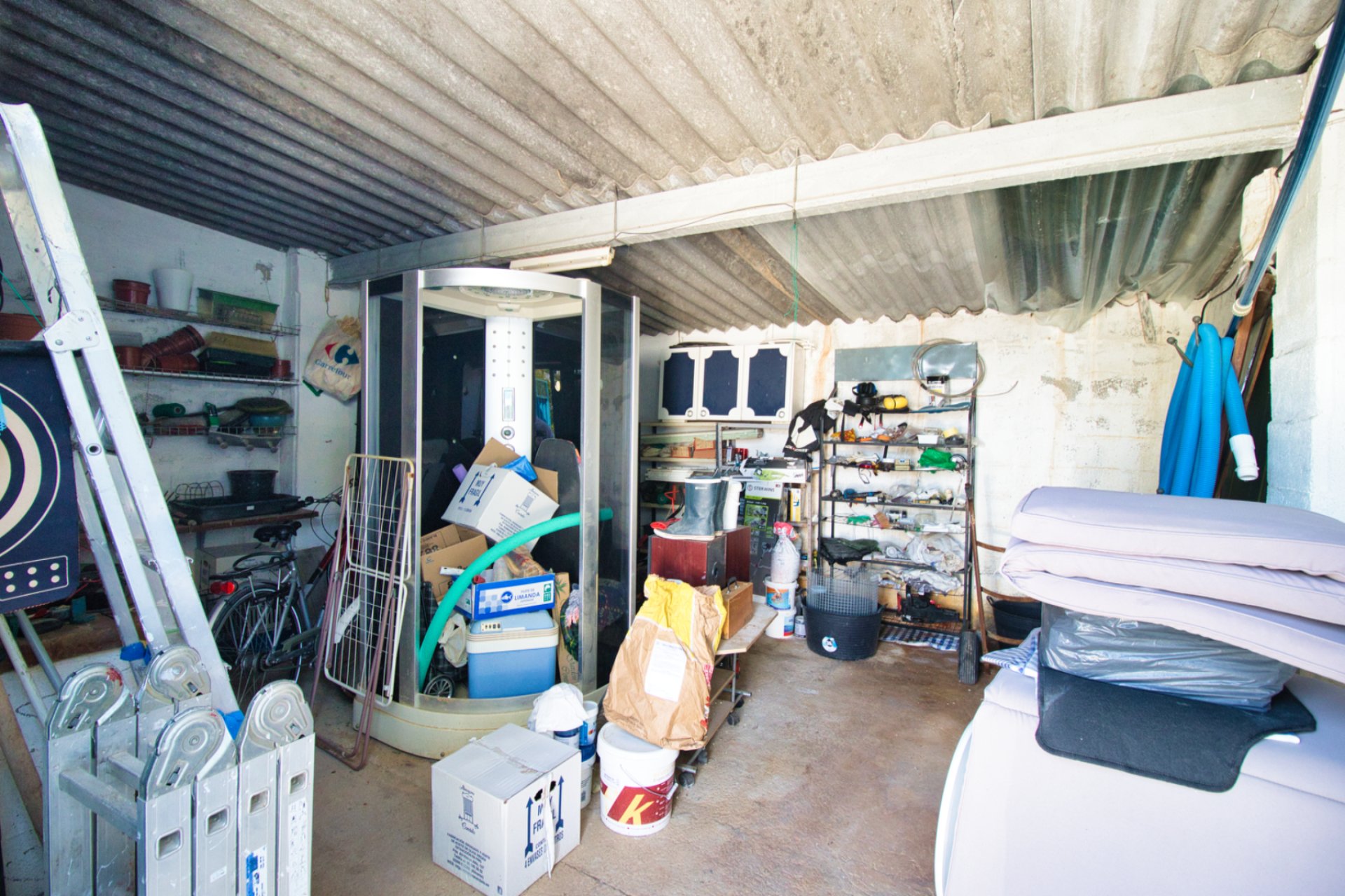 Herverkoop - Handelspand -
Dolores - 