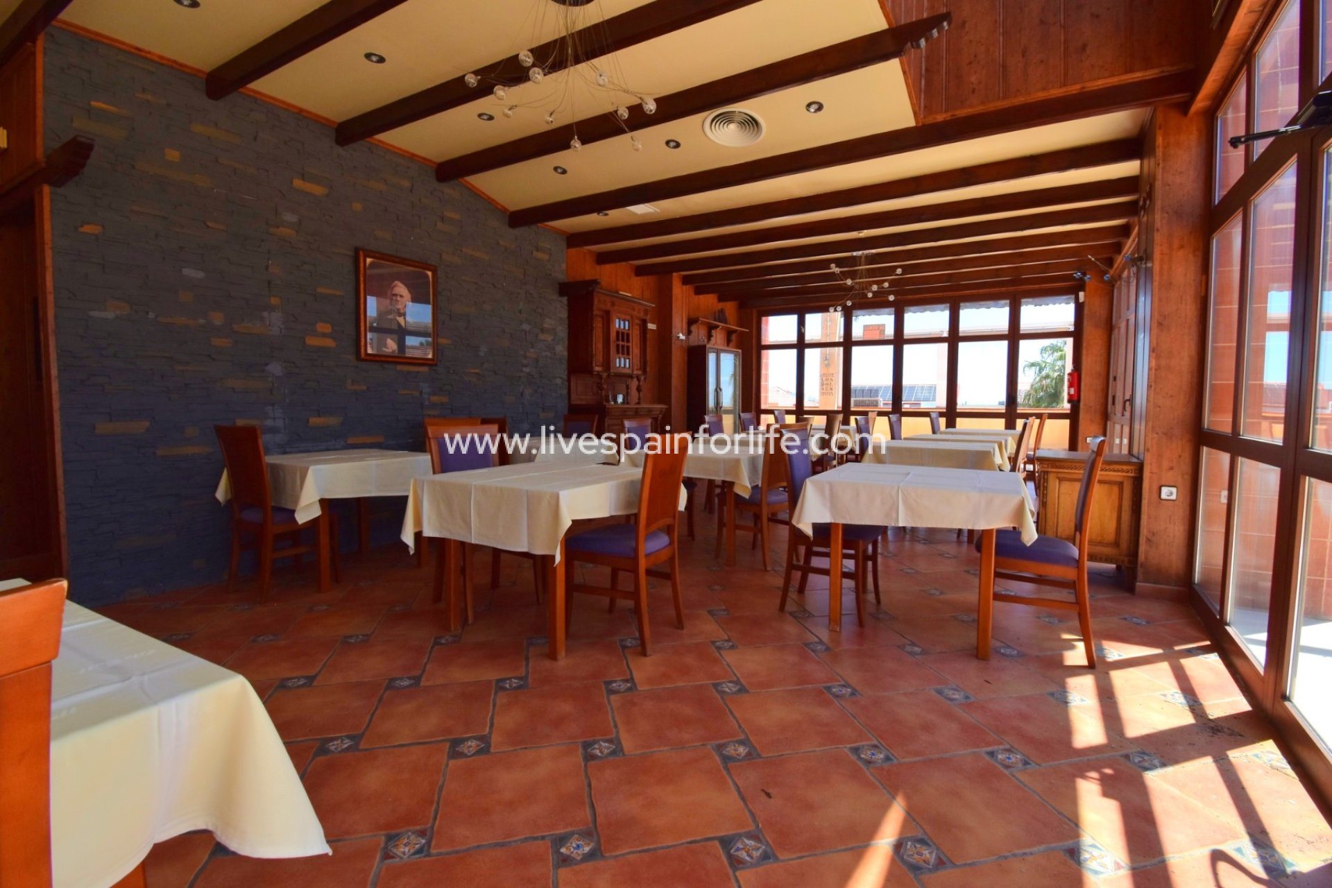 Herverkoop - Handelspand -
Orihuela Costa - Los Dolses