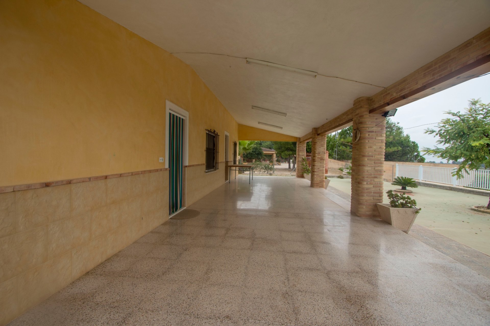 Herverkoop - Plattelandswoning -
Albatera