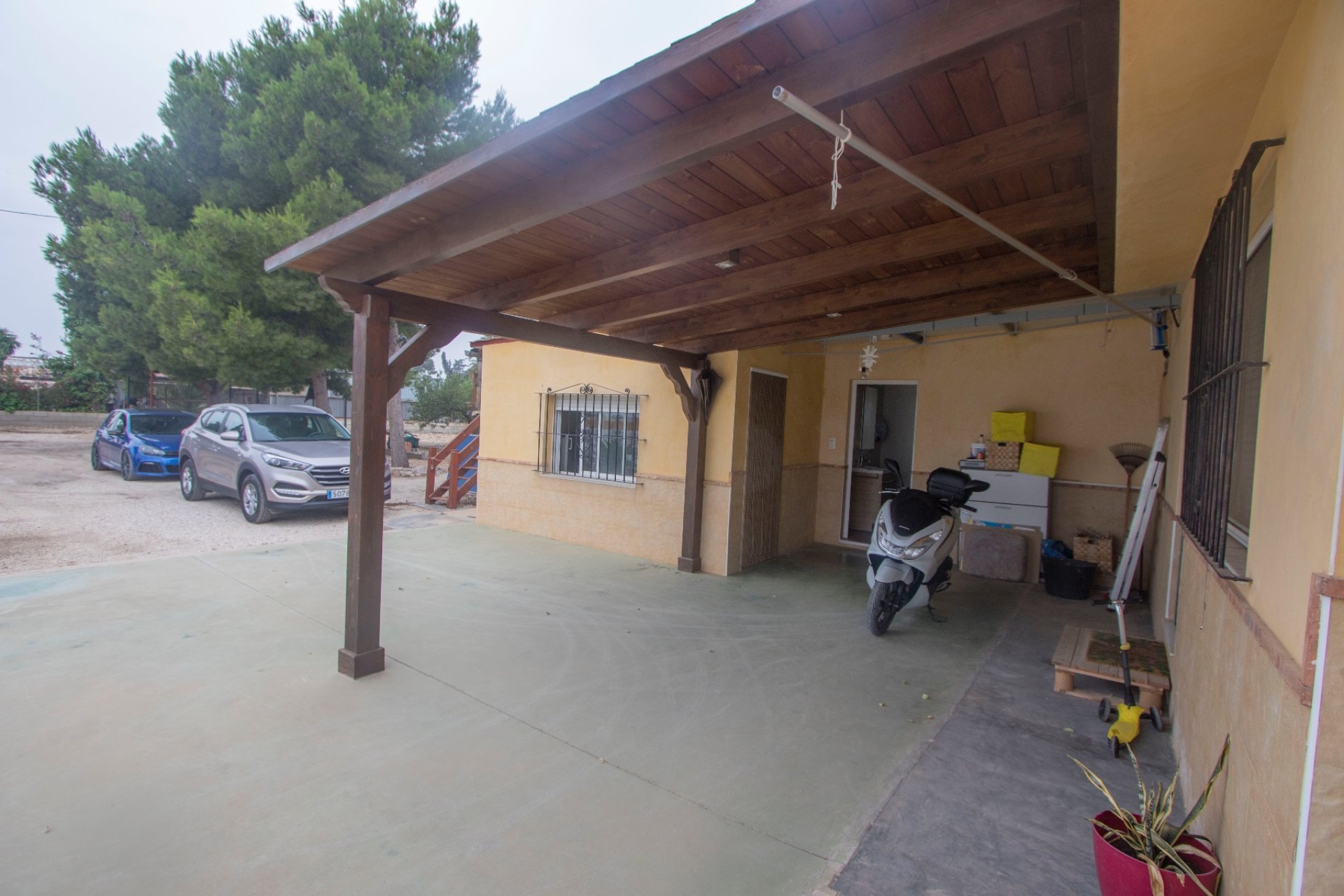 Herverkoop - Plattelandswoning -
Albatera