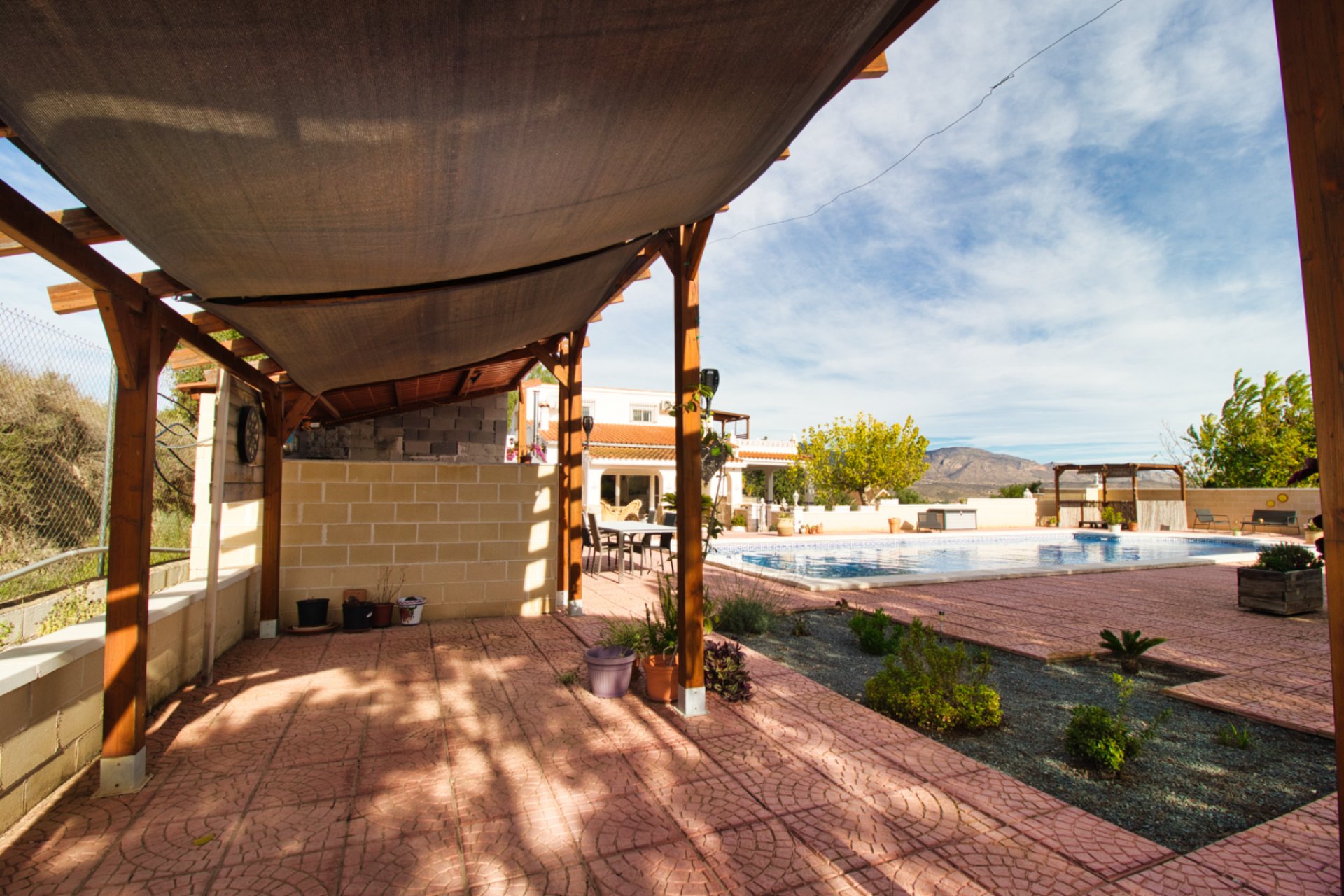 Herverkoop - Plattelandswoning -
Alicante