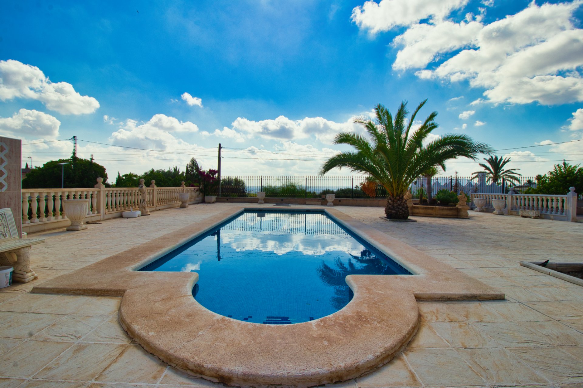 Herverkoop - Plattelandswoning -
Alicante