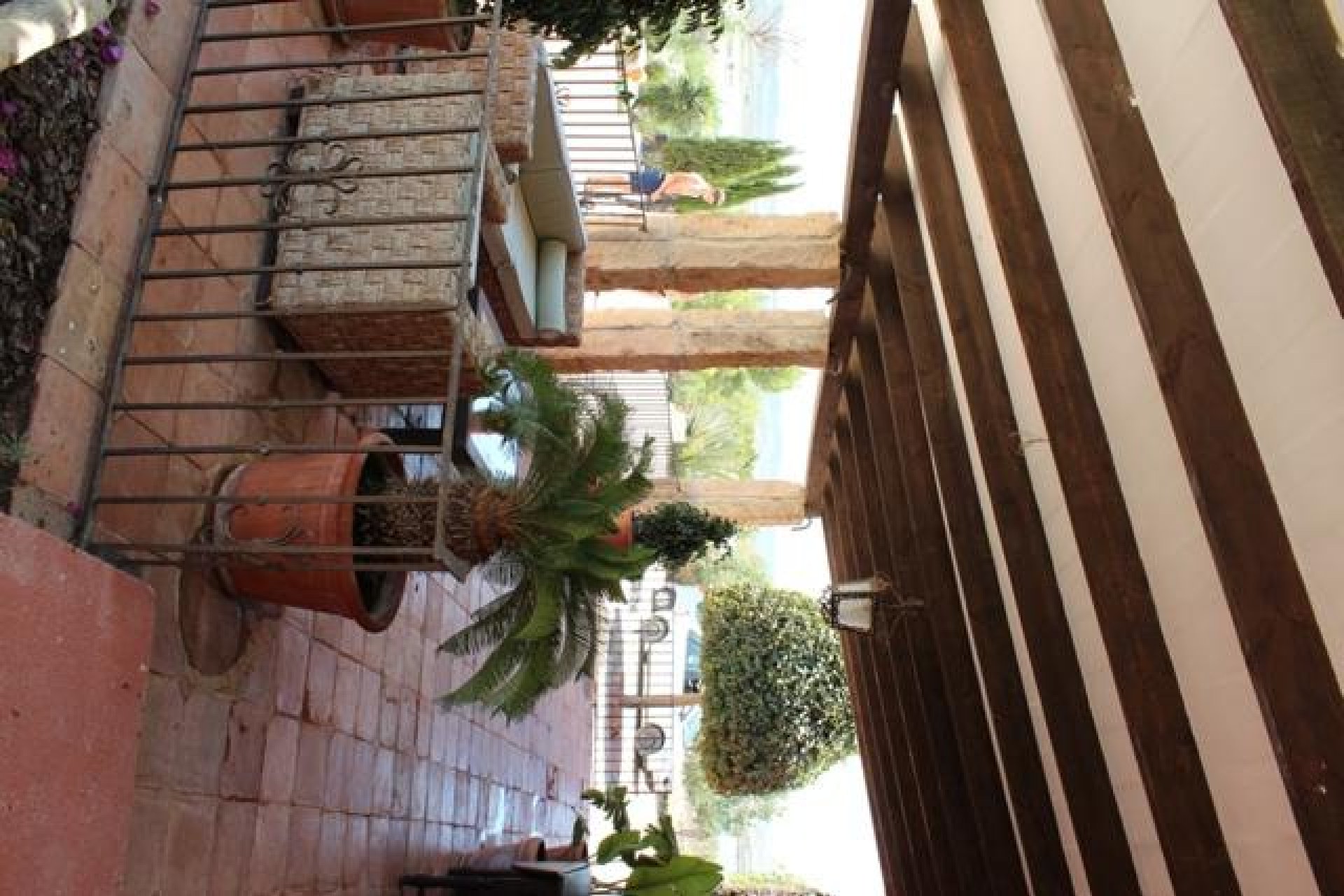 Herverkoop - Plattelandswoning -
Alicante