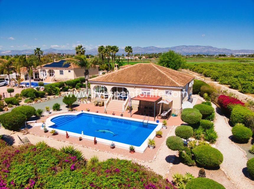 Herverkoop - Plattelandswoning -
Alicante