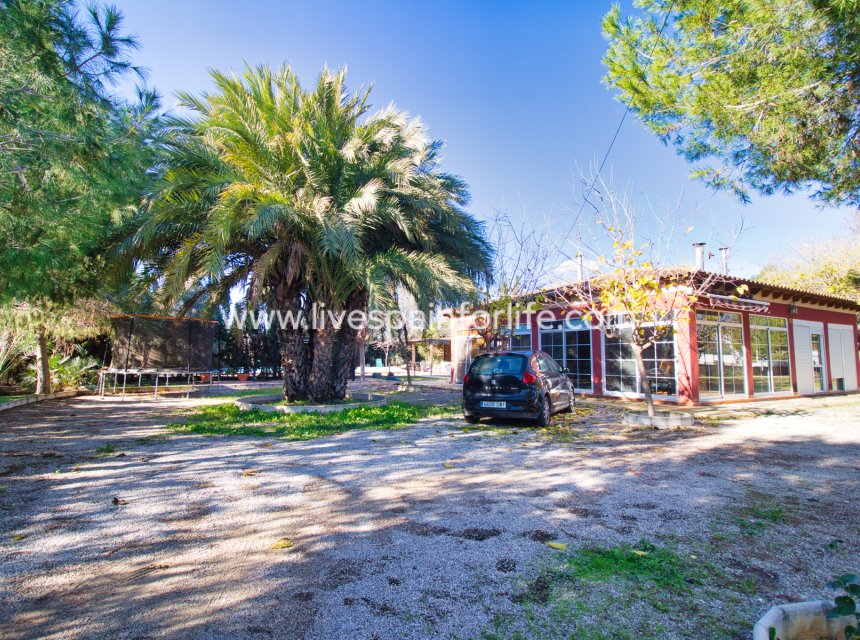 Herverkoop - Plattelandswoning -
Alicante