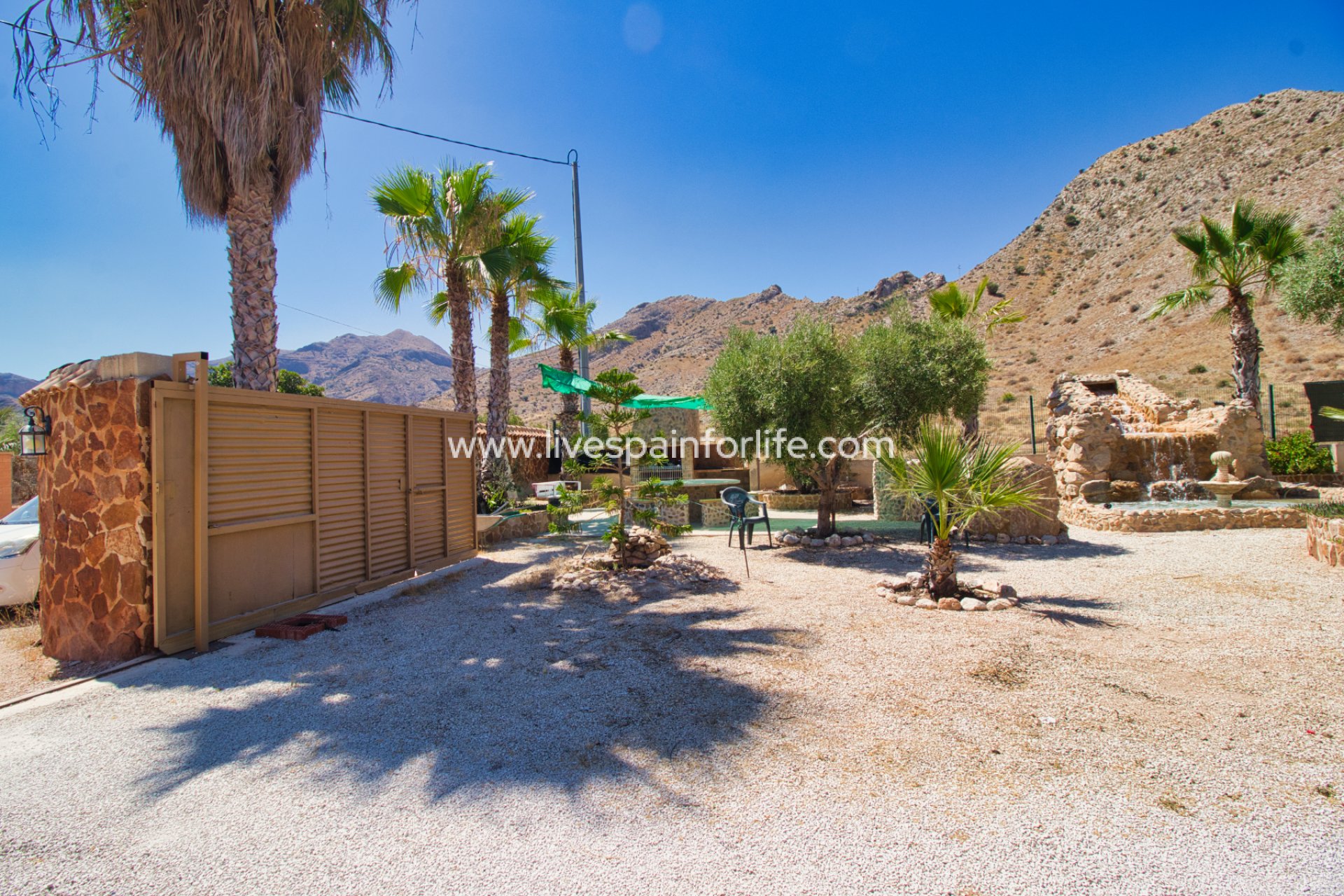 Herverkoop - Plattelandswoning -
Alicante