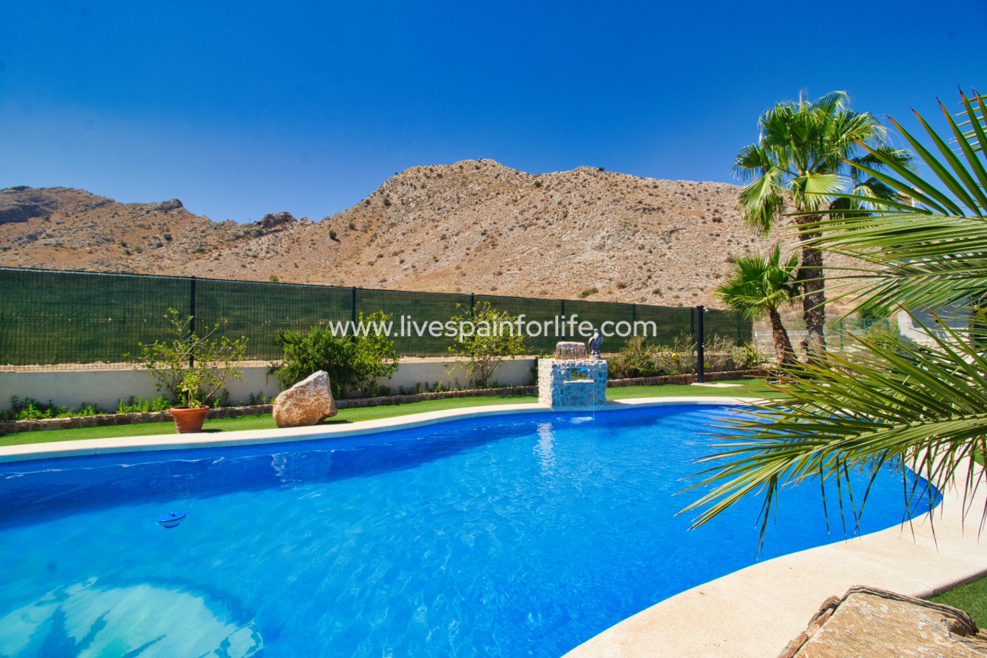 Herverkoop - Plattelandswoning -
Alicante