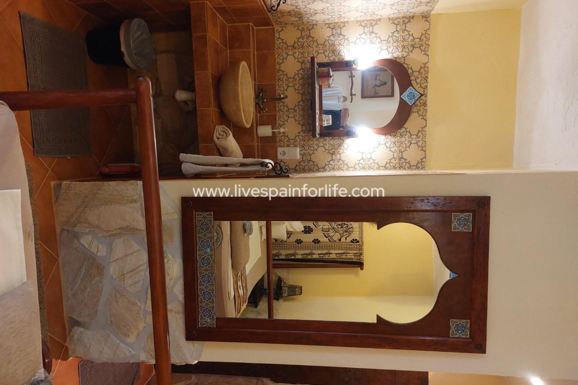 Herverkoop - Plattelandswoning -
Barbarroja