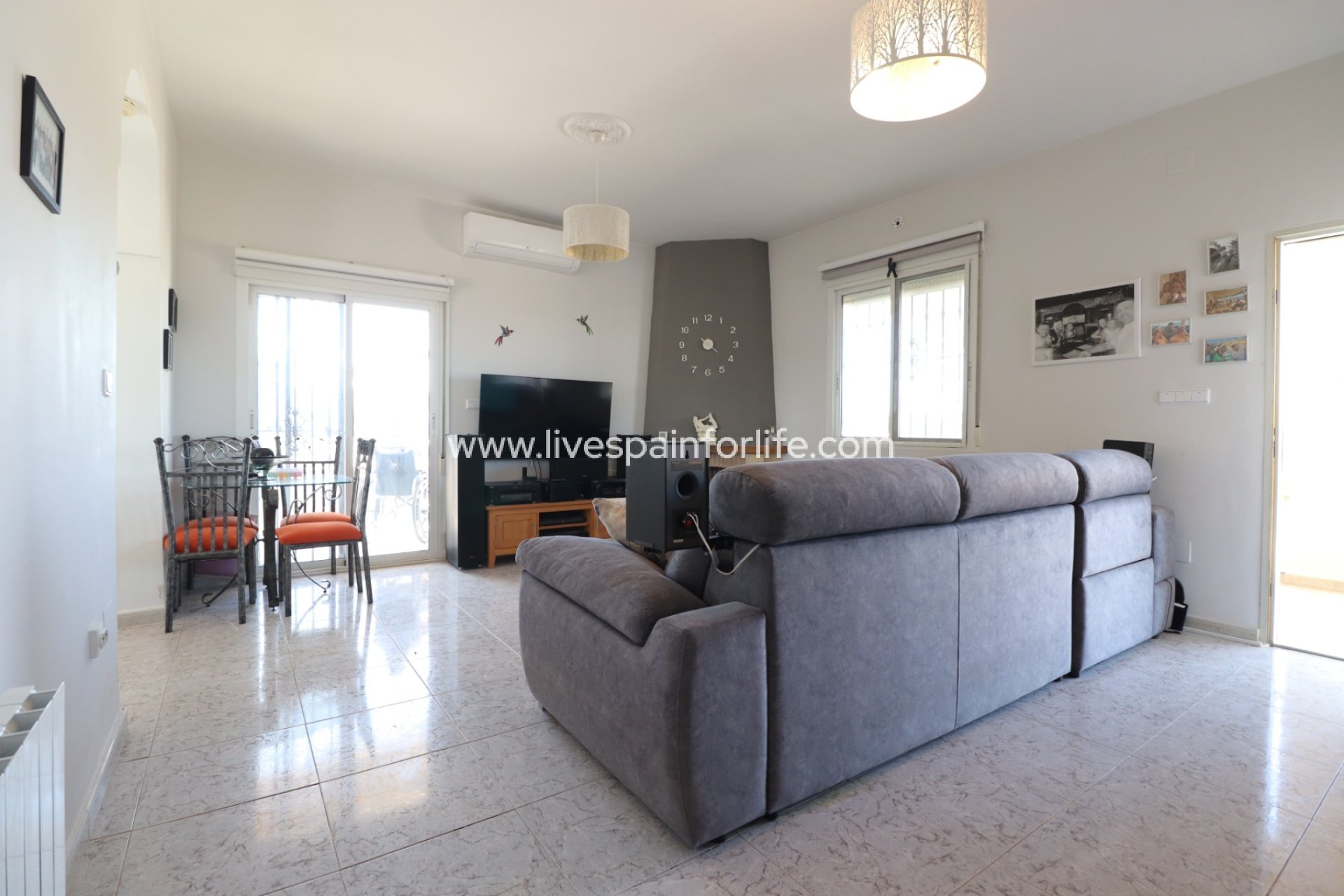 Herverkoop - Plattelandswoning -
Callosa De Segura - Callosa de Segura - Country