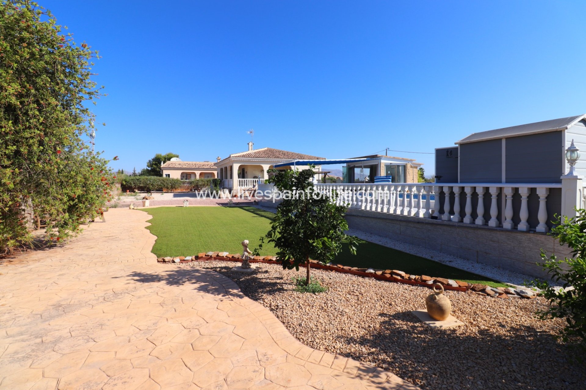 Herverkoop - Plattelandswoning -
Callosa De Segura - Callosa de Segura - Country