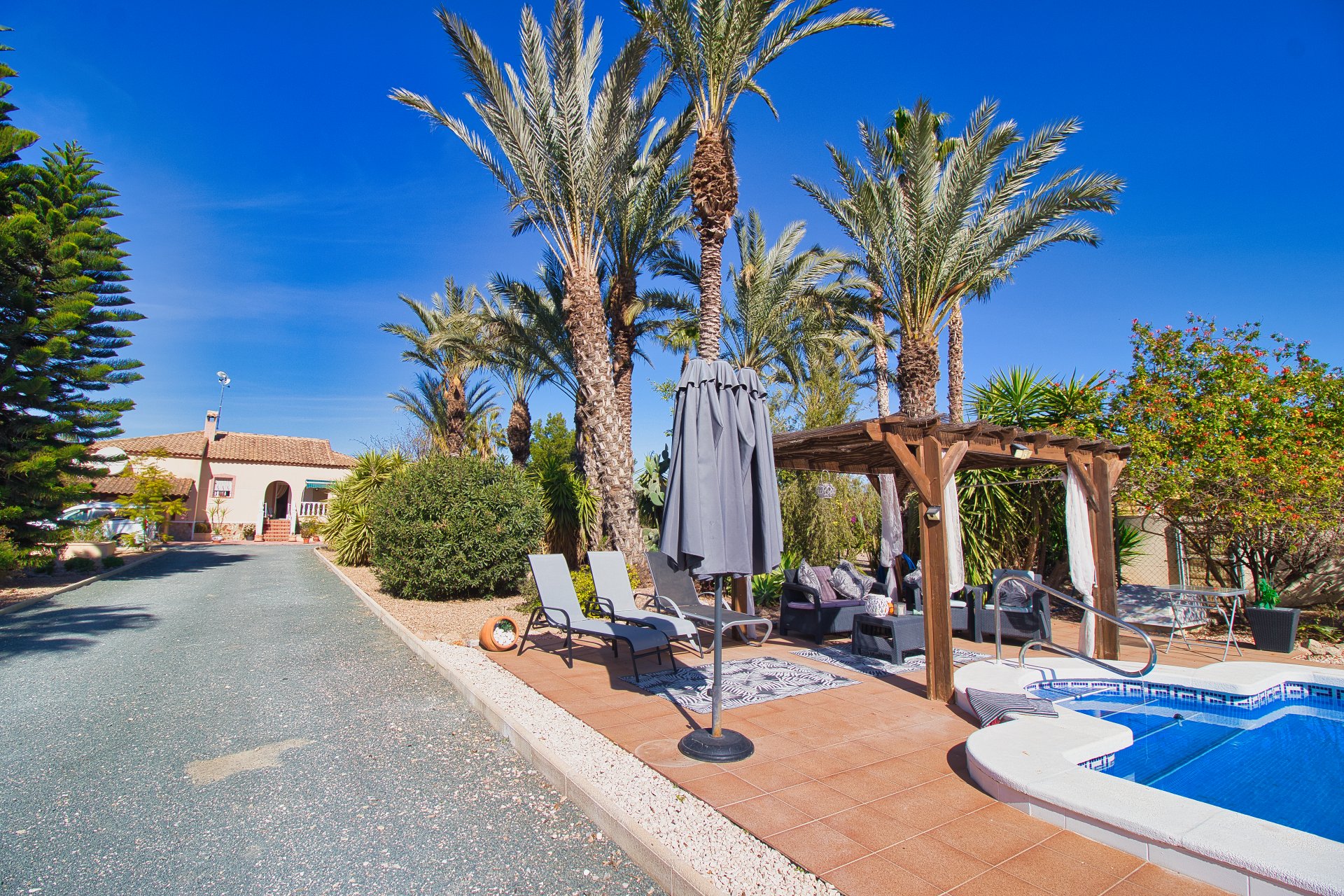 Herverkoop - Plattelandswoning -
Callosa De Segura - Callosa de Segura