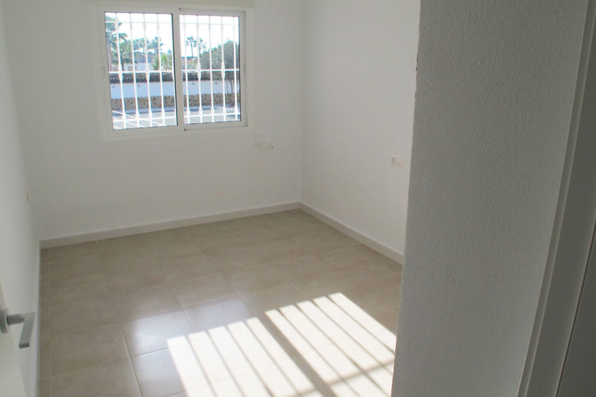 Herverkoop - Plattelandswoning -
Catral