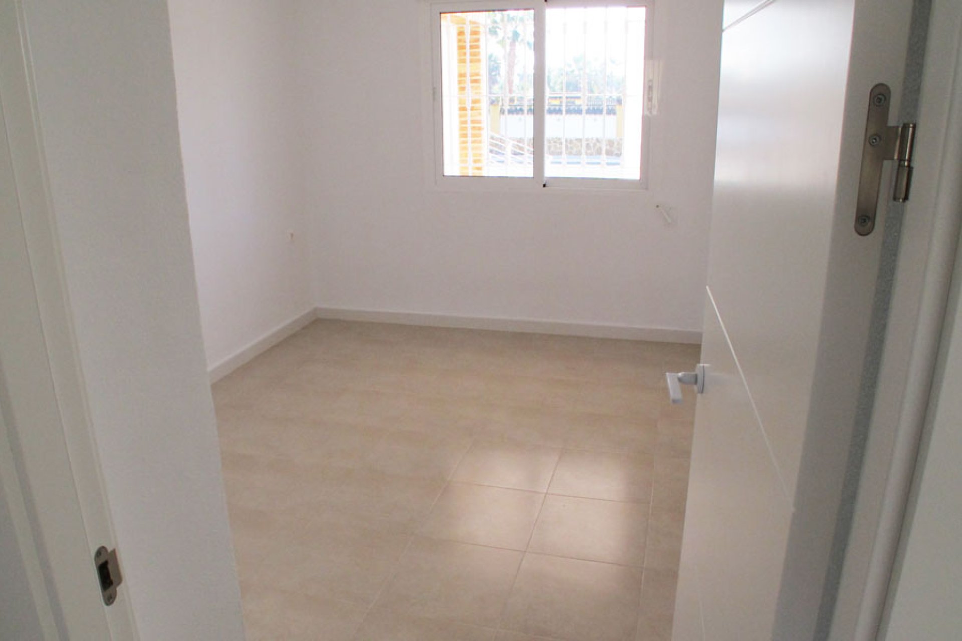 Herverkoop - Plattelandswoning -
Catral