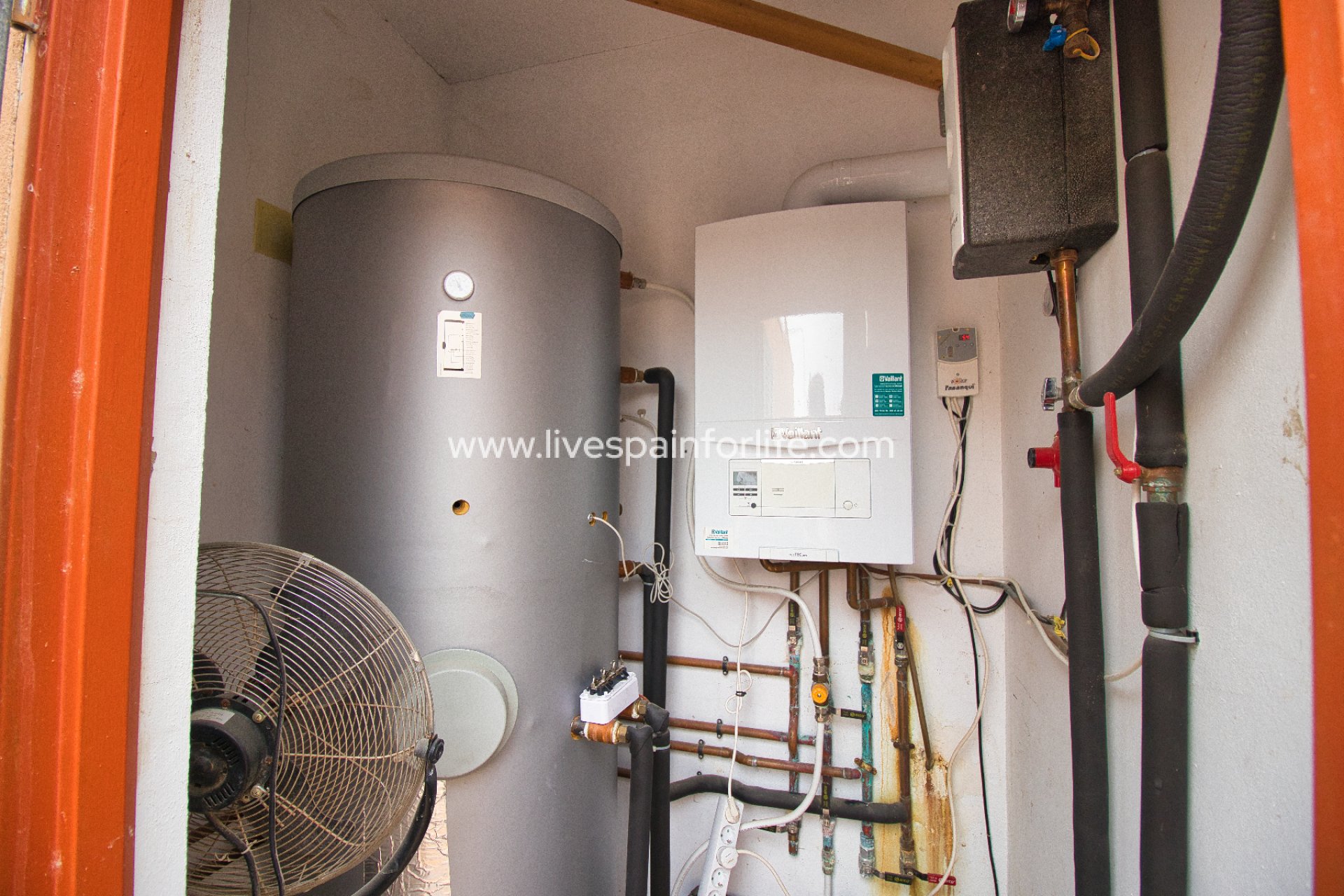 Herverkoop - Plattelandswoning -
Crevillent