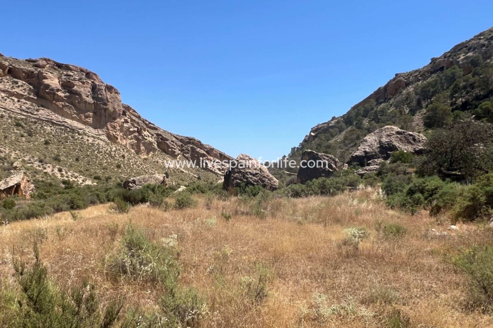 Herverkoop - Plattelandswoning -
Crevillent