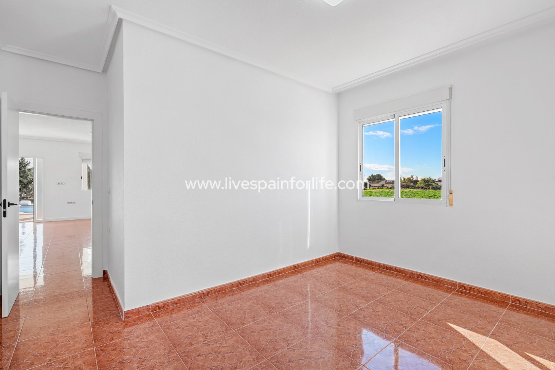 Herverkoop - Plattelandswoning -
Dolores