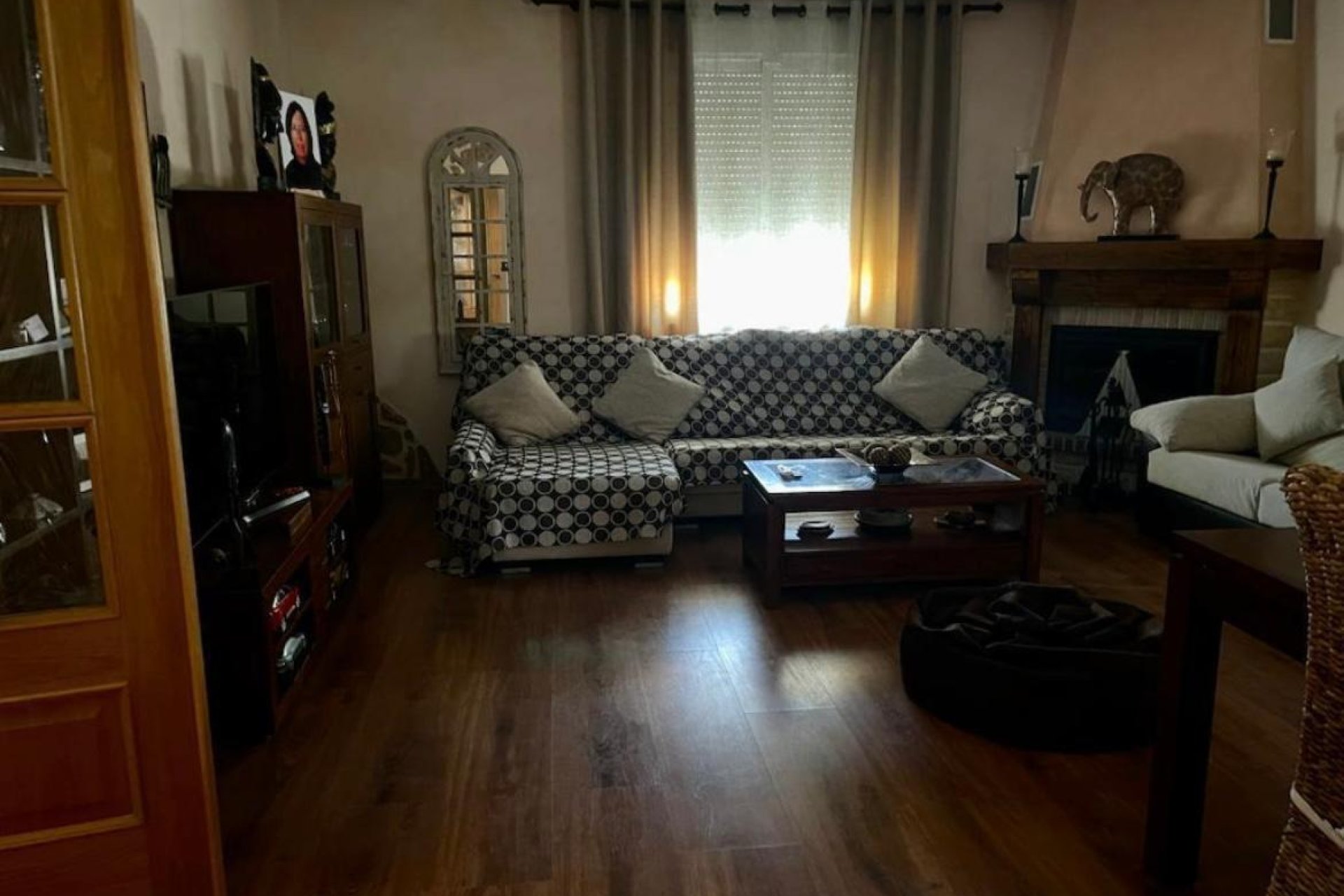 Herverkoop - Plattelandswoning -
Elche