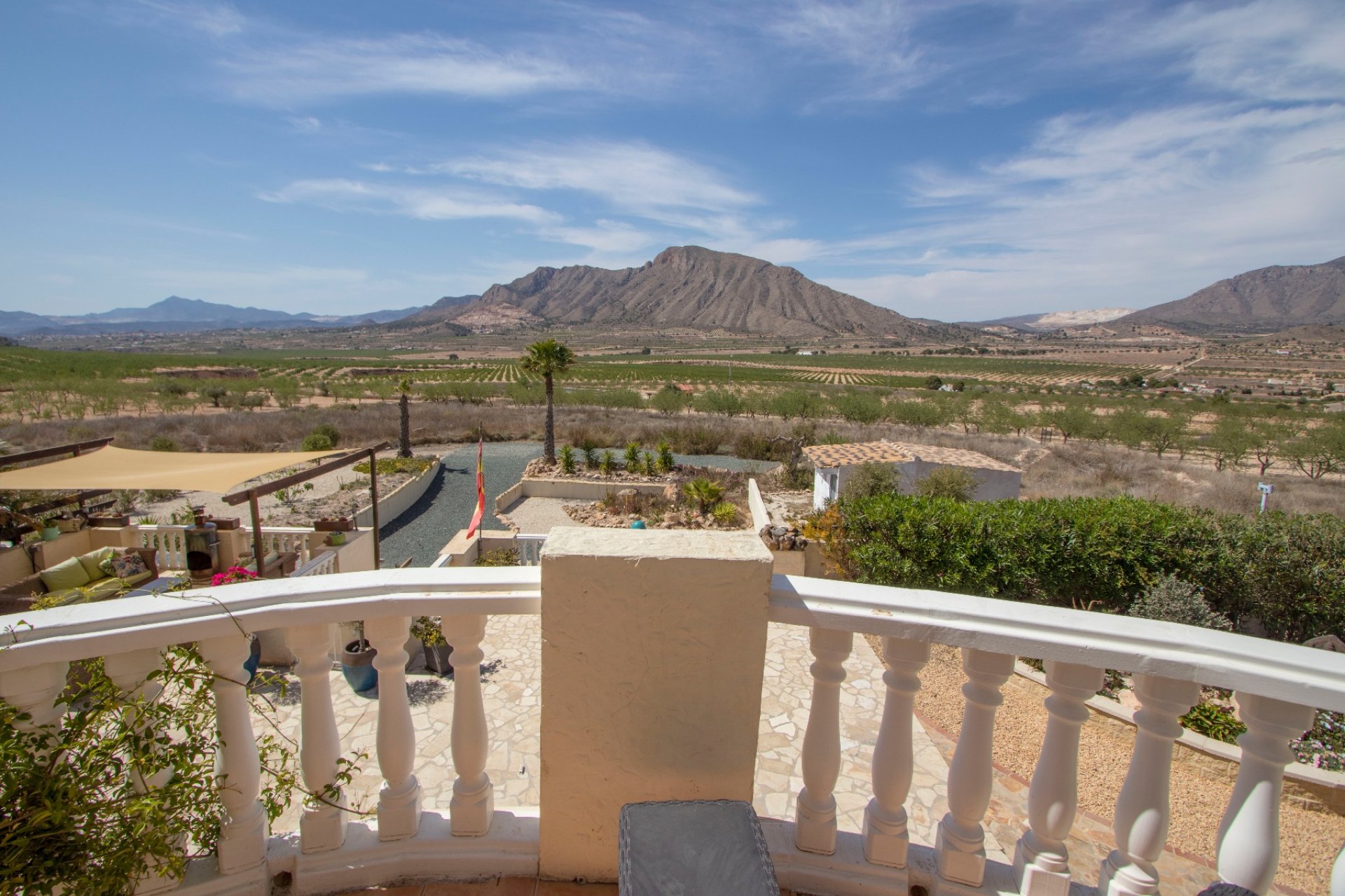 Herverkoop - Plattelandswoning -
Hondon De Las Nieves - Hondon De Los Frailes