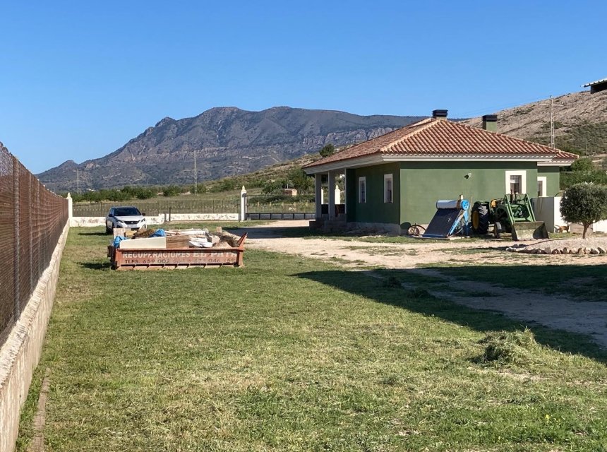 Herverkoop - Plattelandswoning -
Jumilla - Torre del Rico