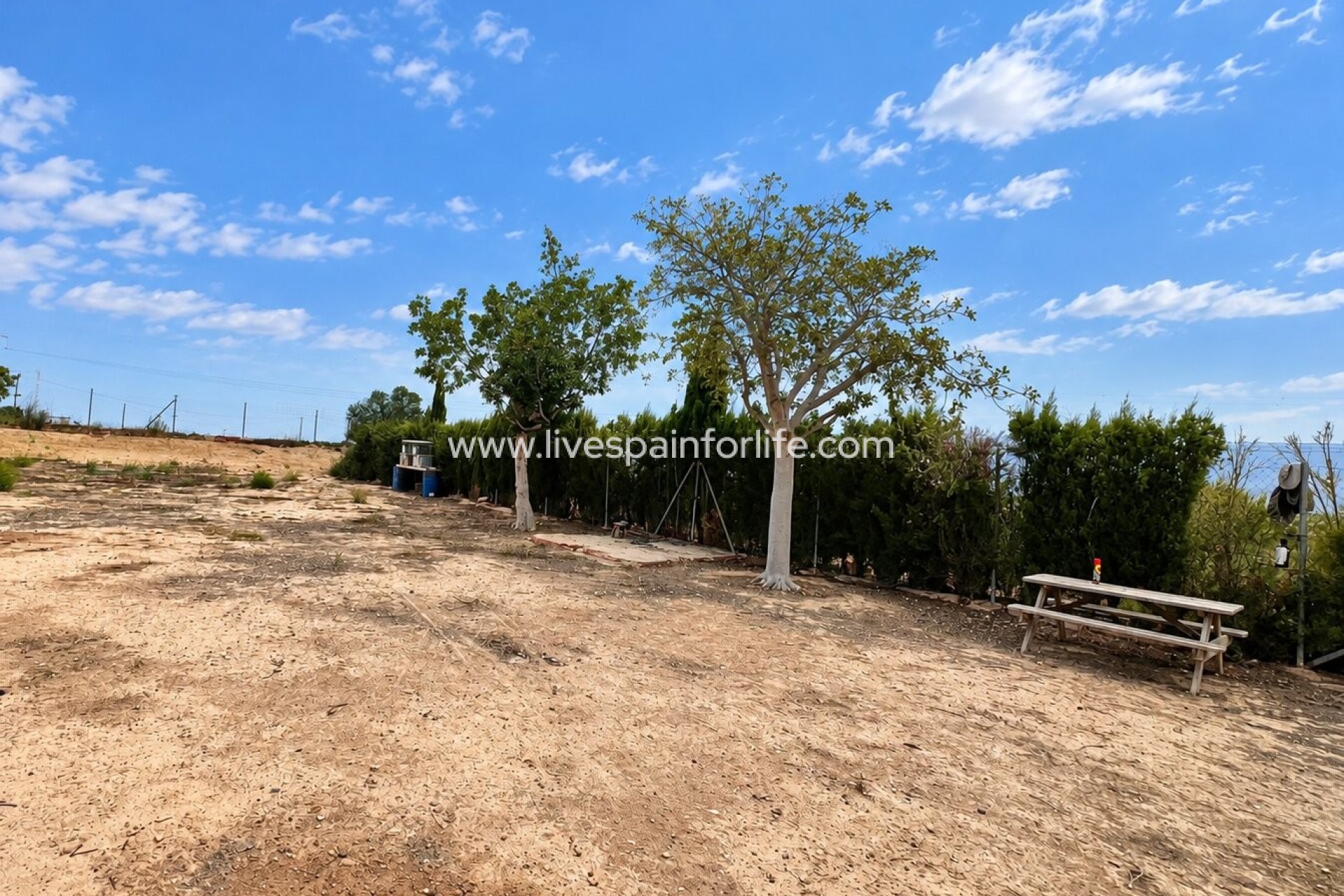 Herverkoop - Plattelandswoning -
La Marina - La Marina - Country