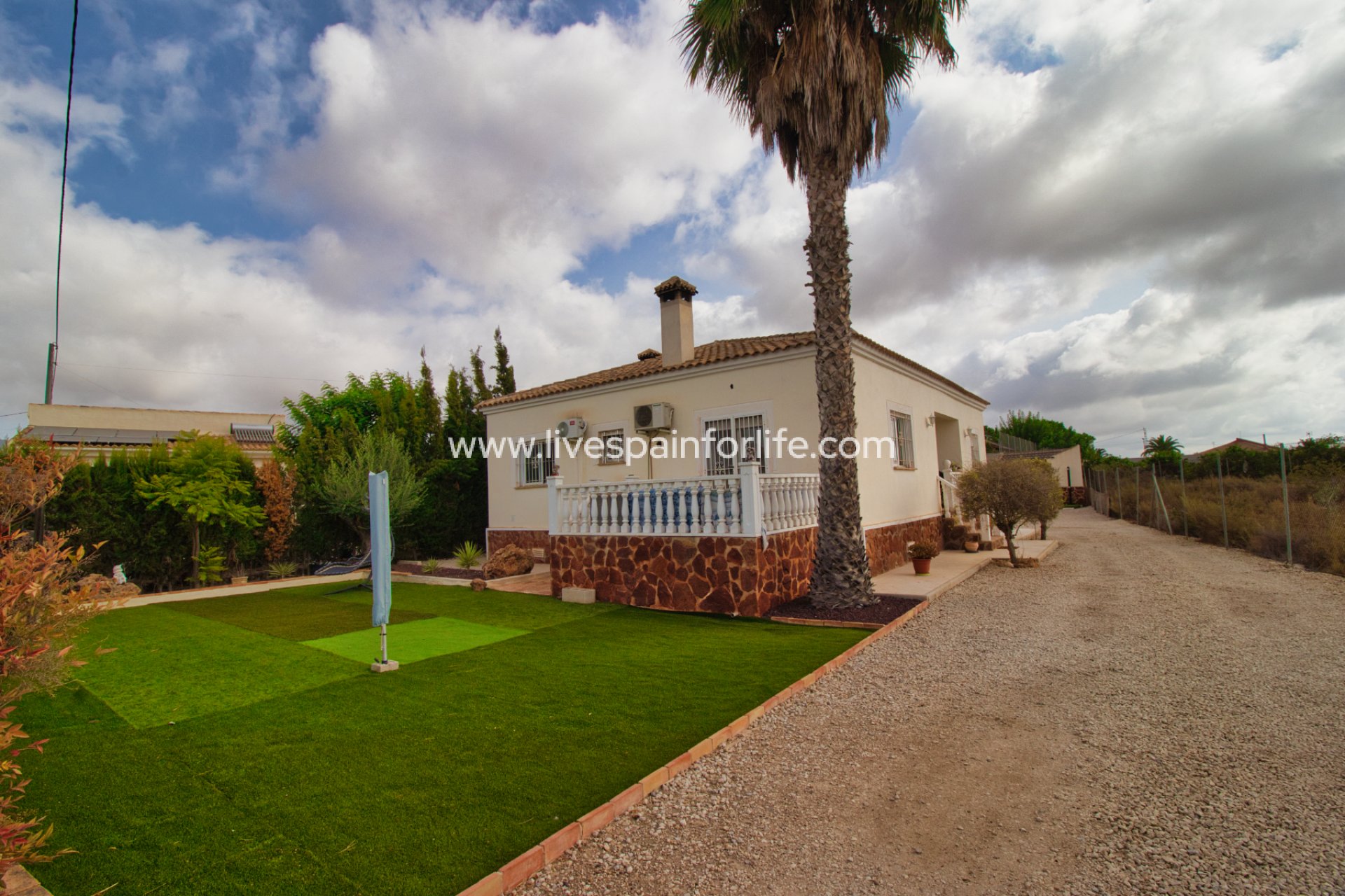 Herverkoop - Plattelandswoning -
La Murada