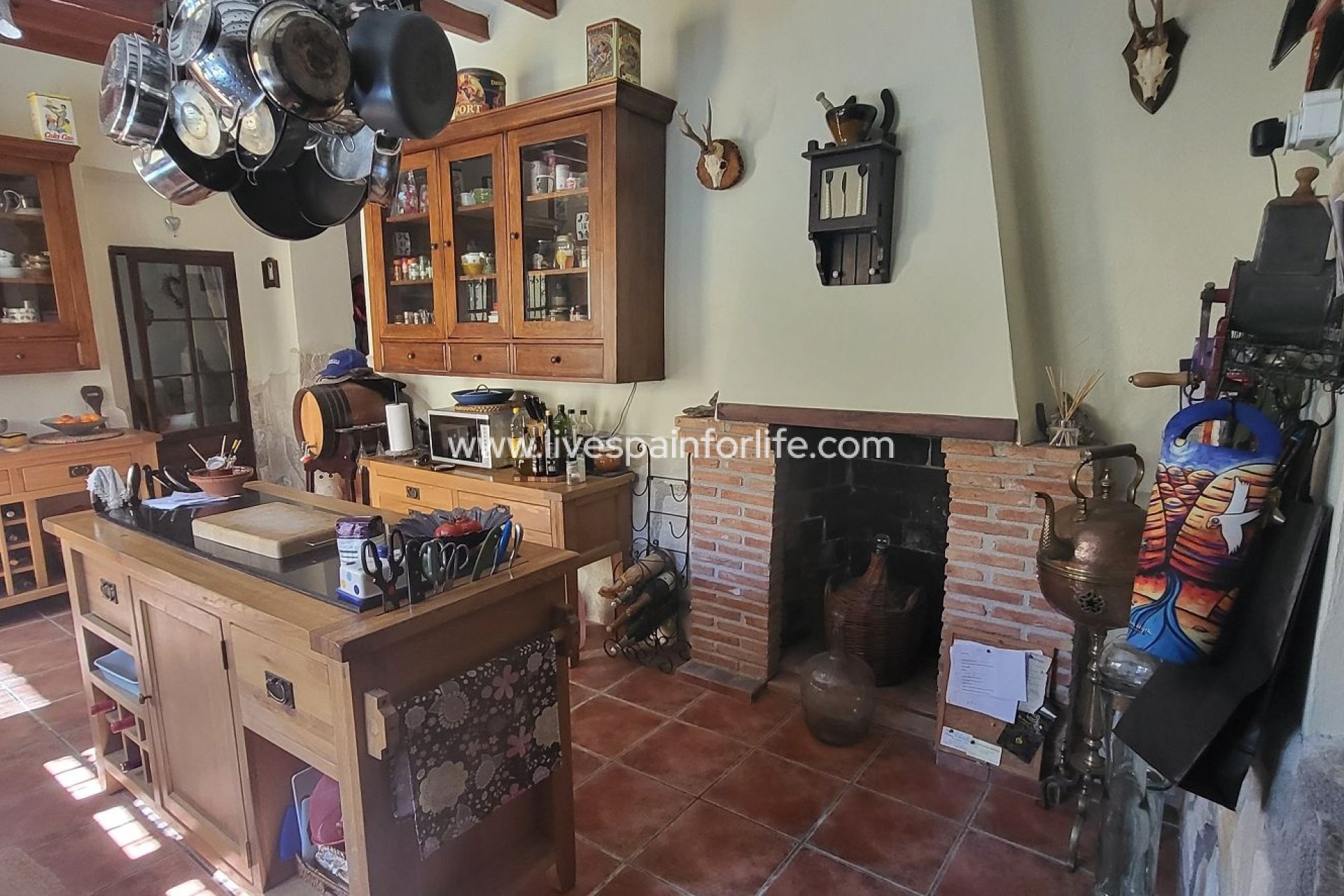 Herverkoop - Plattelandswoning -
La Romana - La Romaneta
