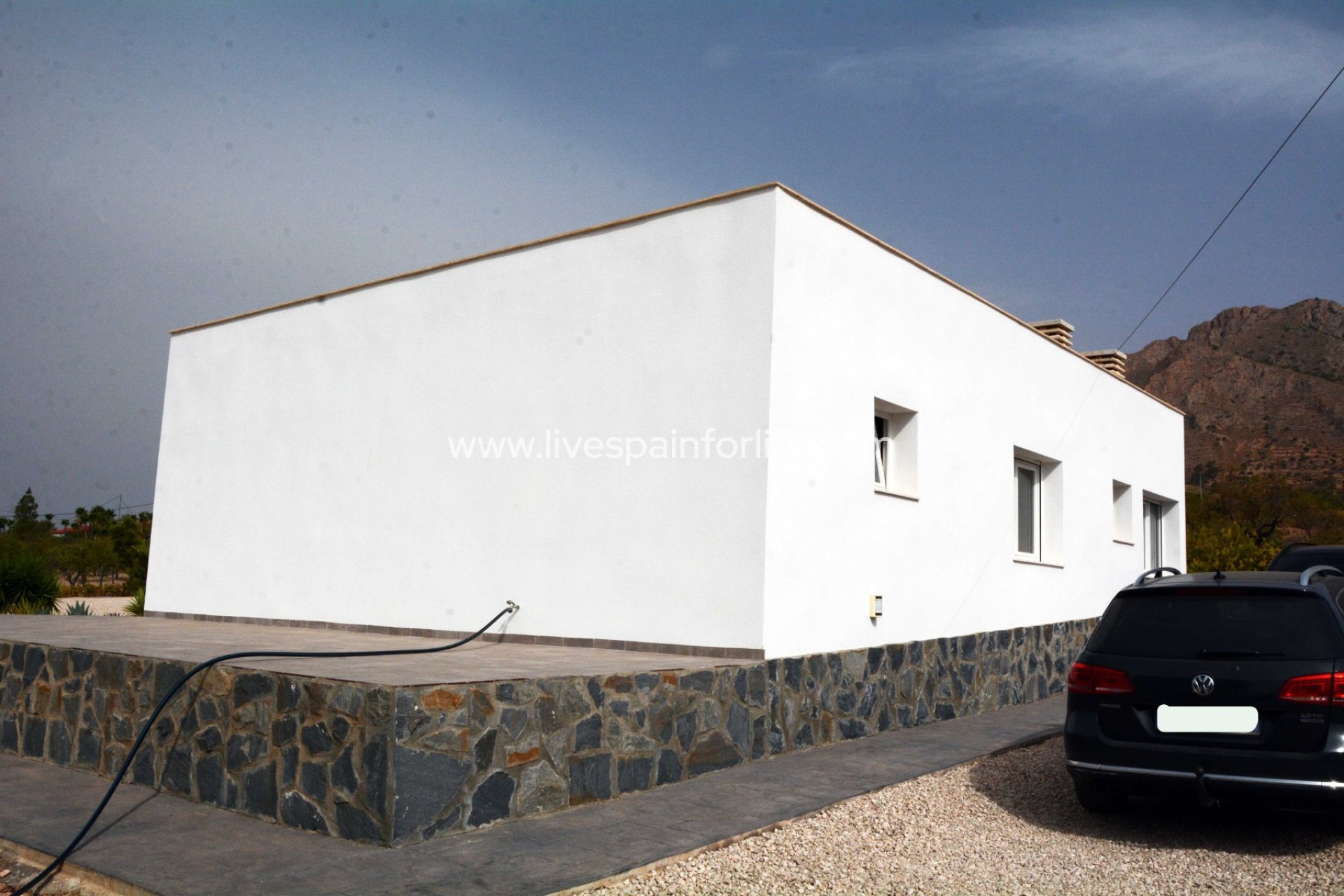 Herverkoop - Plattelandswoning -
Macisvenda