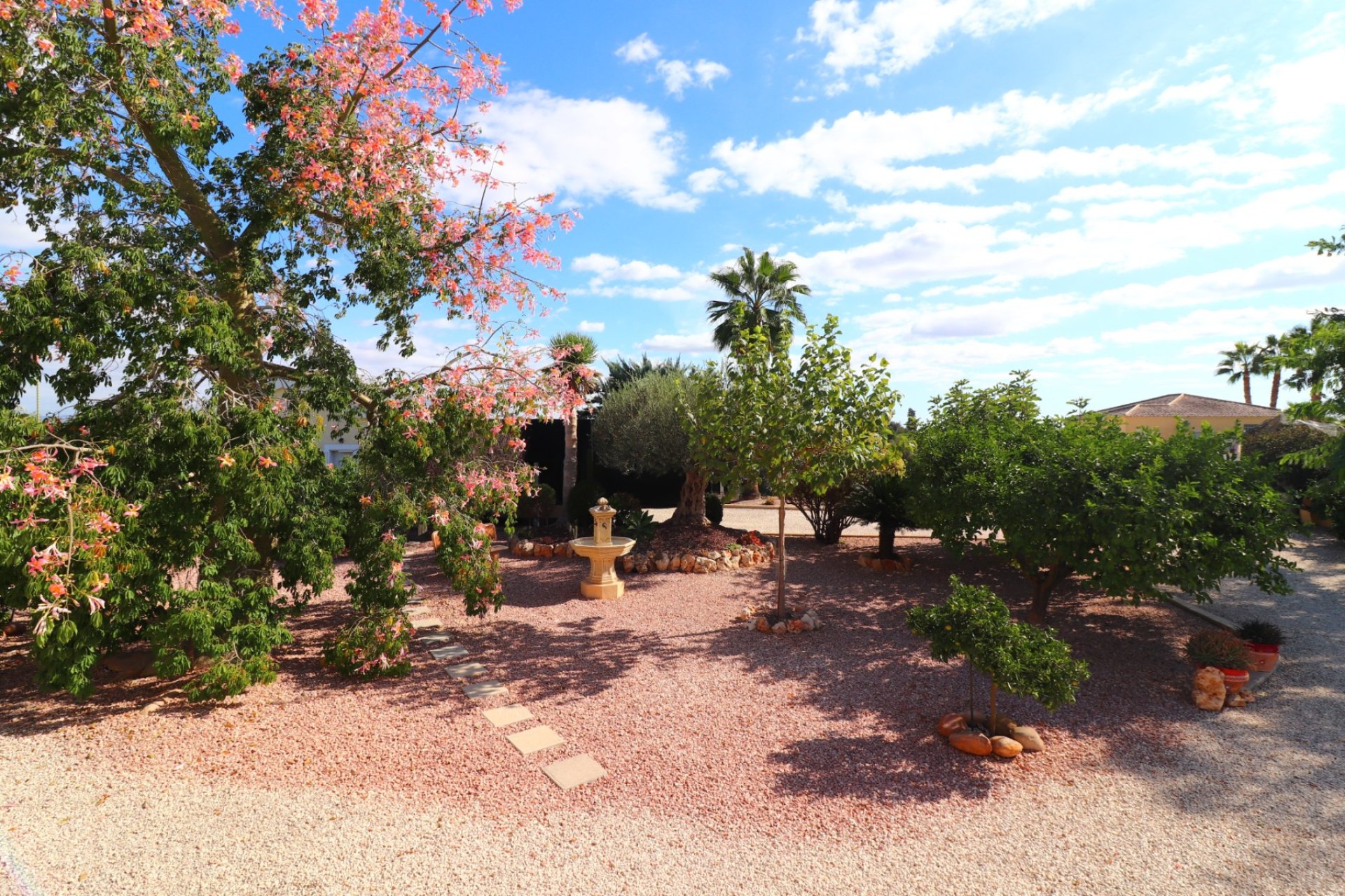 Herverkoop - Plattelandswoning -
Orihuela - La Campaneta