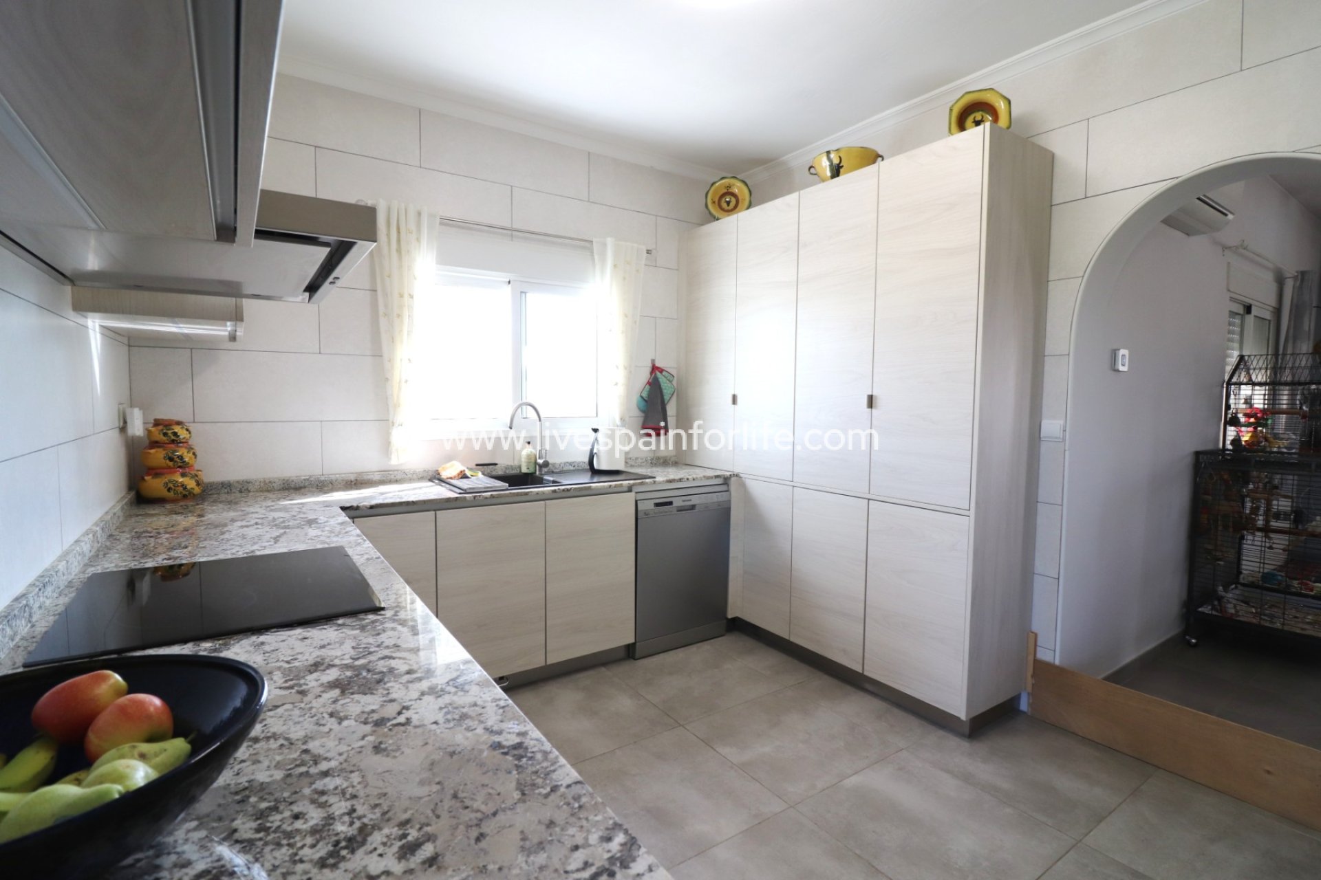 Herverkoop - Plattelandswoning -
Orihuela - La Campaneta
