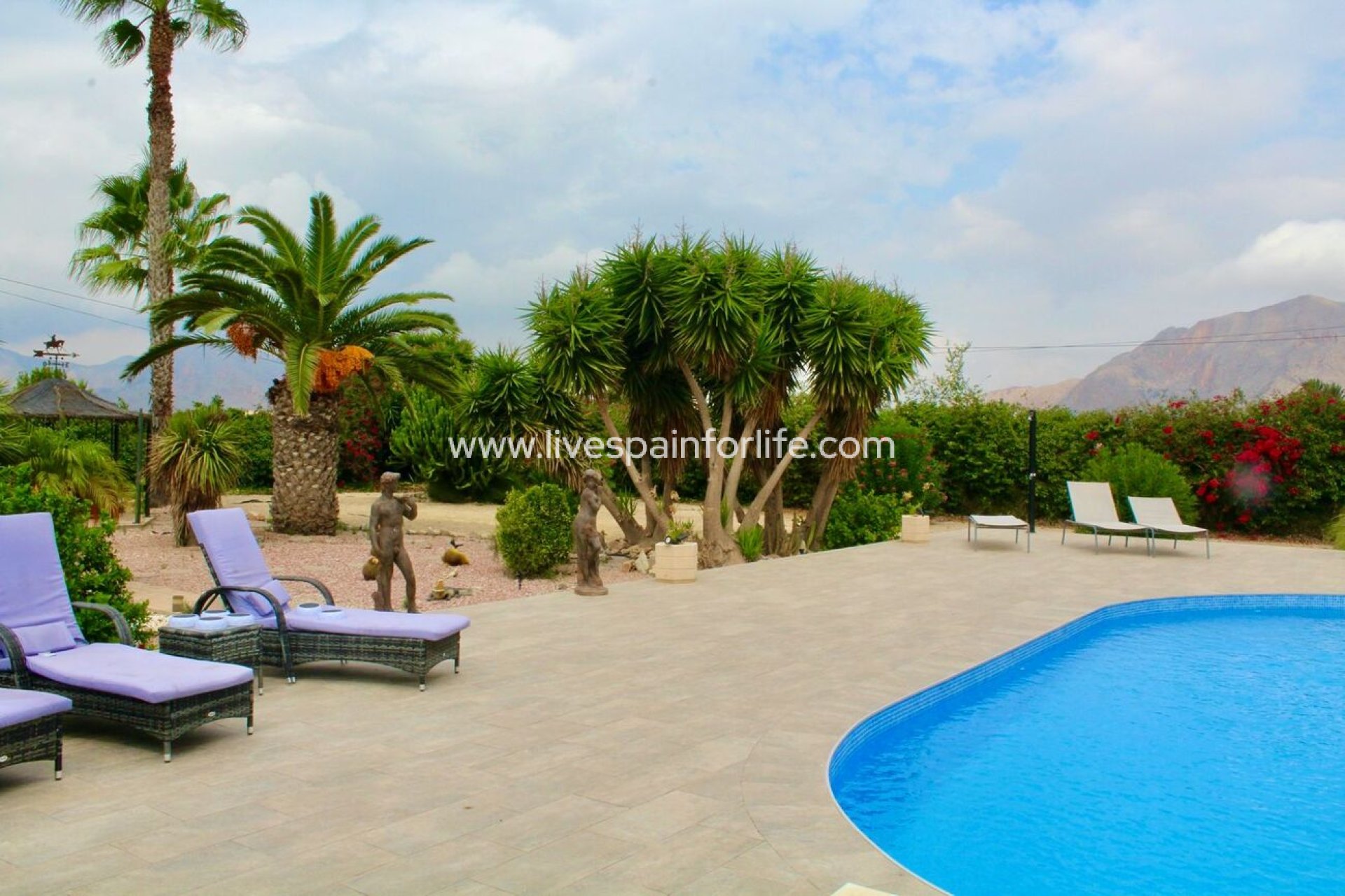 Herverkoop - Plattelandswoning -
Orihuela - San Bartolome