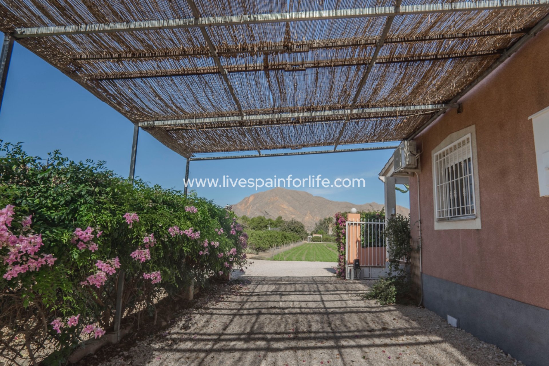 Herverkoop - Plattelandswoning -
Orihuela - San Bartolome
