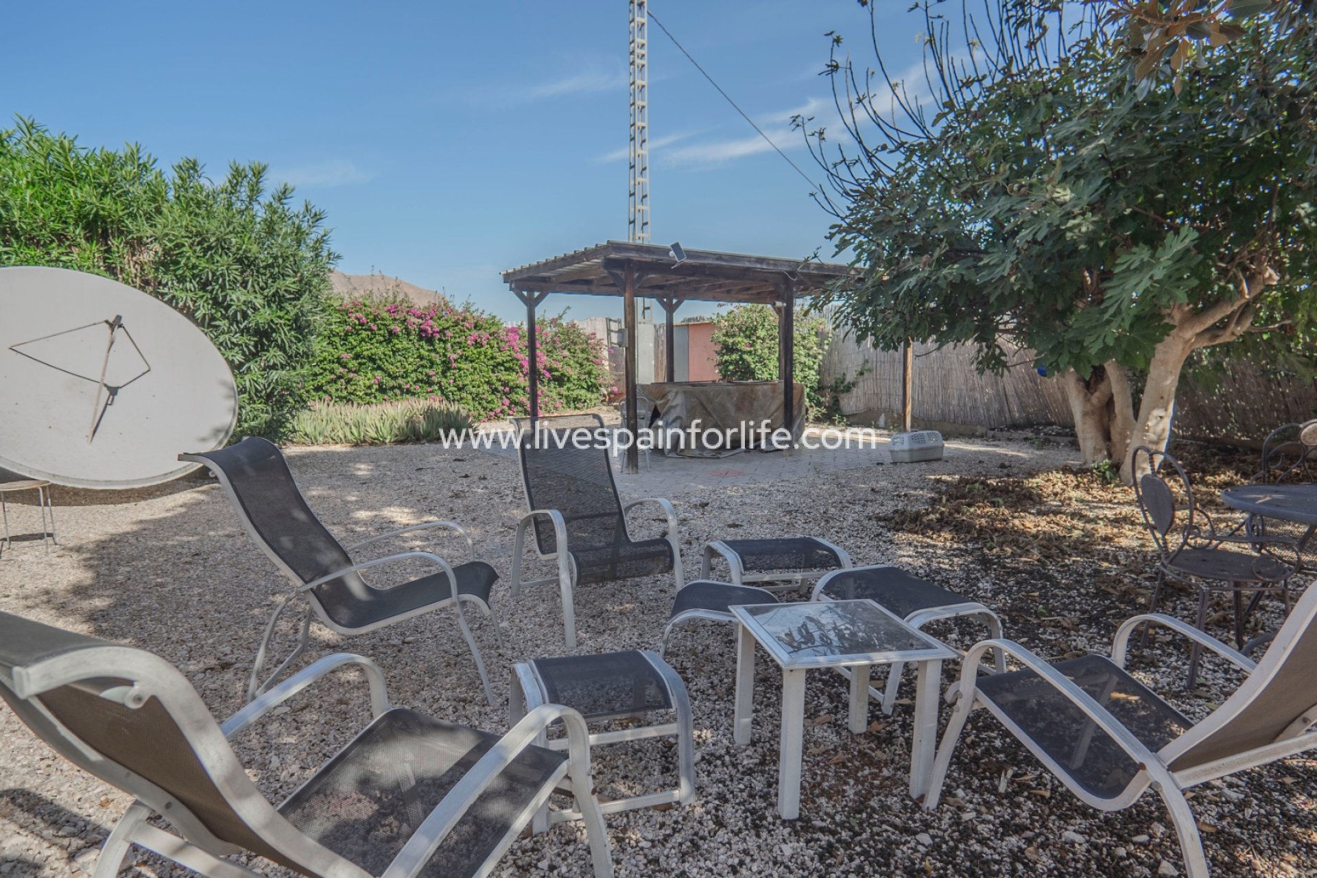 Herverkoop - Plattelandswoning -
Orihuela - San Bartolome