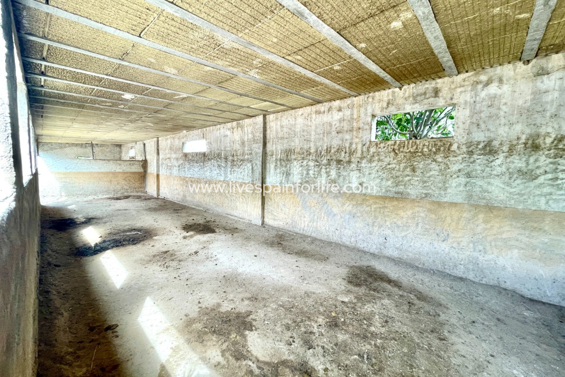 Herverkoop - Plattelandswoning -
Orihuela