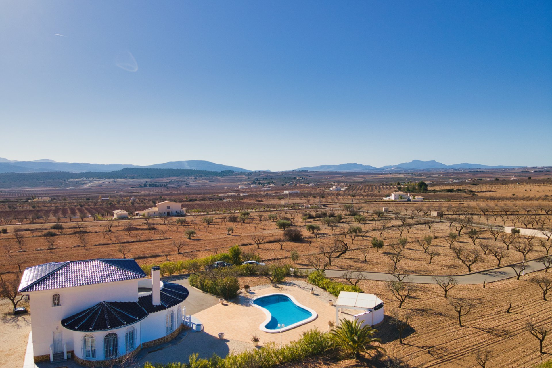 Herverkoop - Plattelandswoning -
Pinoso