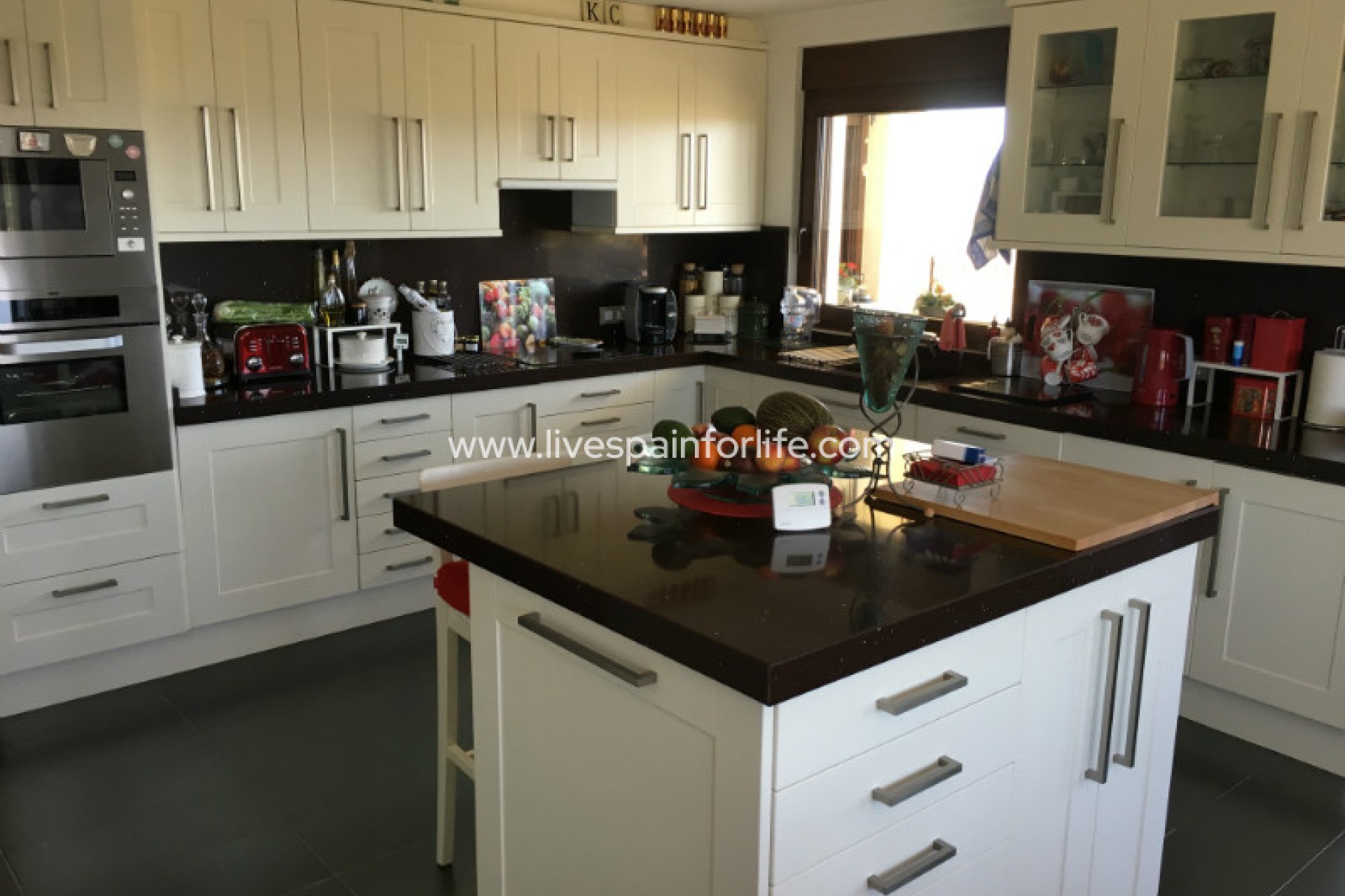 Herverkoop - Plattelandswoning -
Pinoso