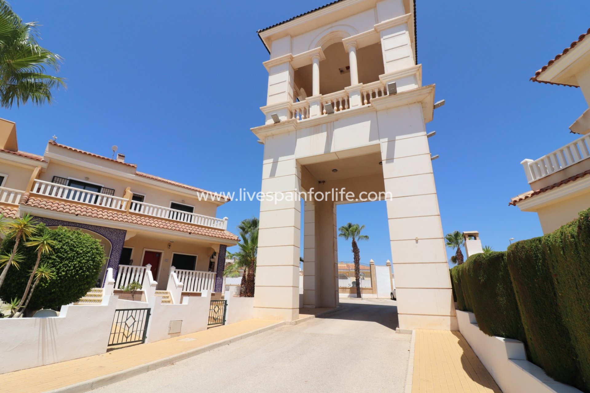 Herverkoop - Rijwoning -
Ciudad Quesada - Doña Pepa