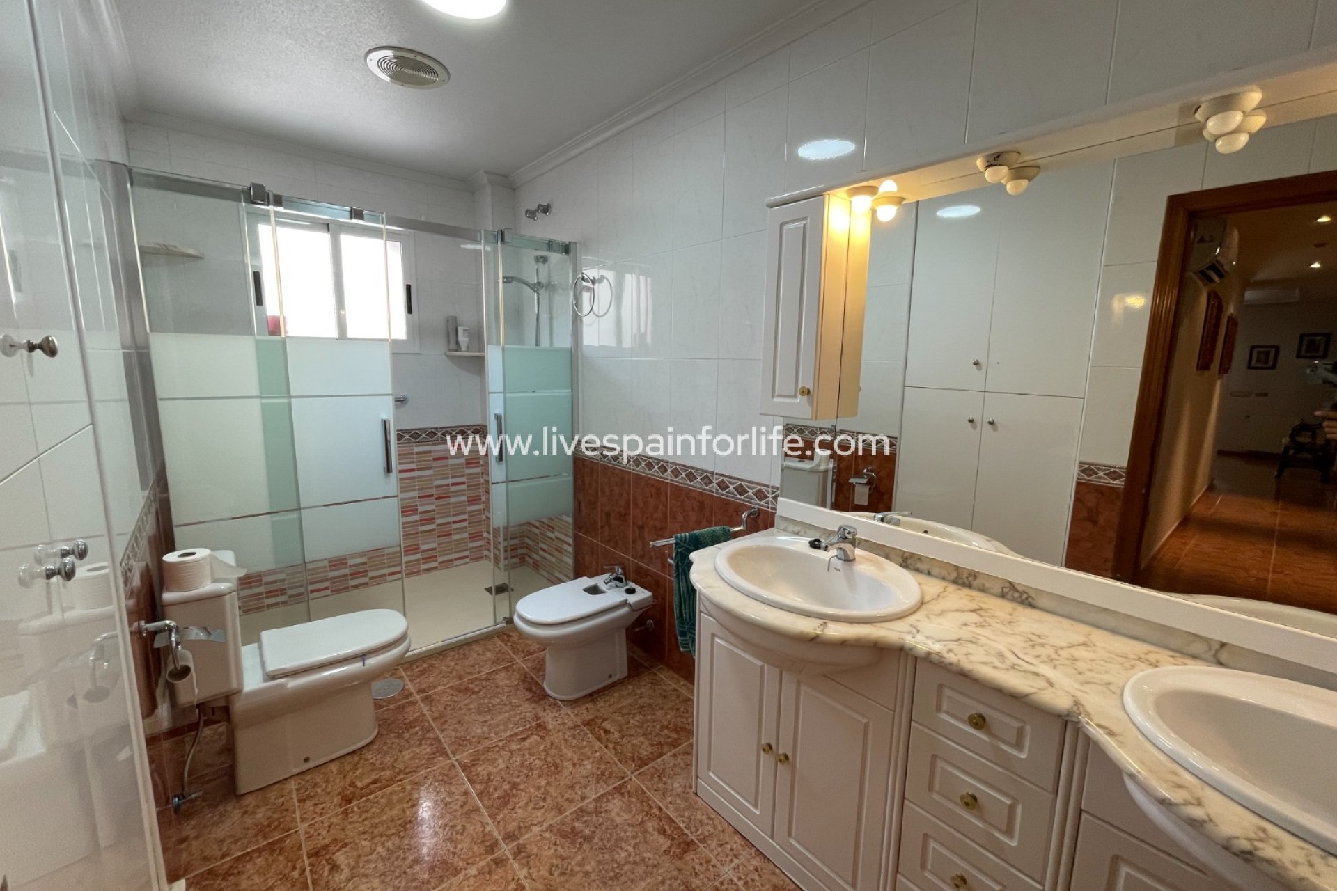 Herverkoop - Rijwoning -
Formentera Del Segura - Formentera de Segura