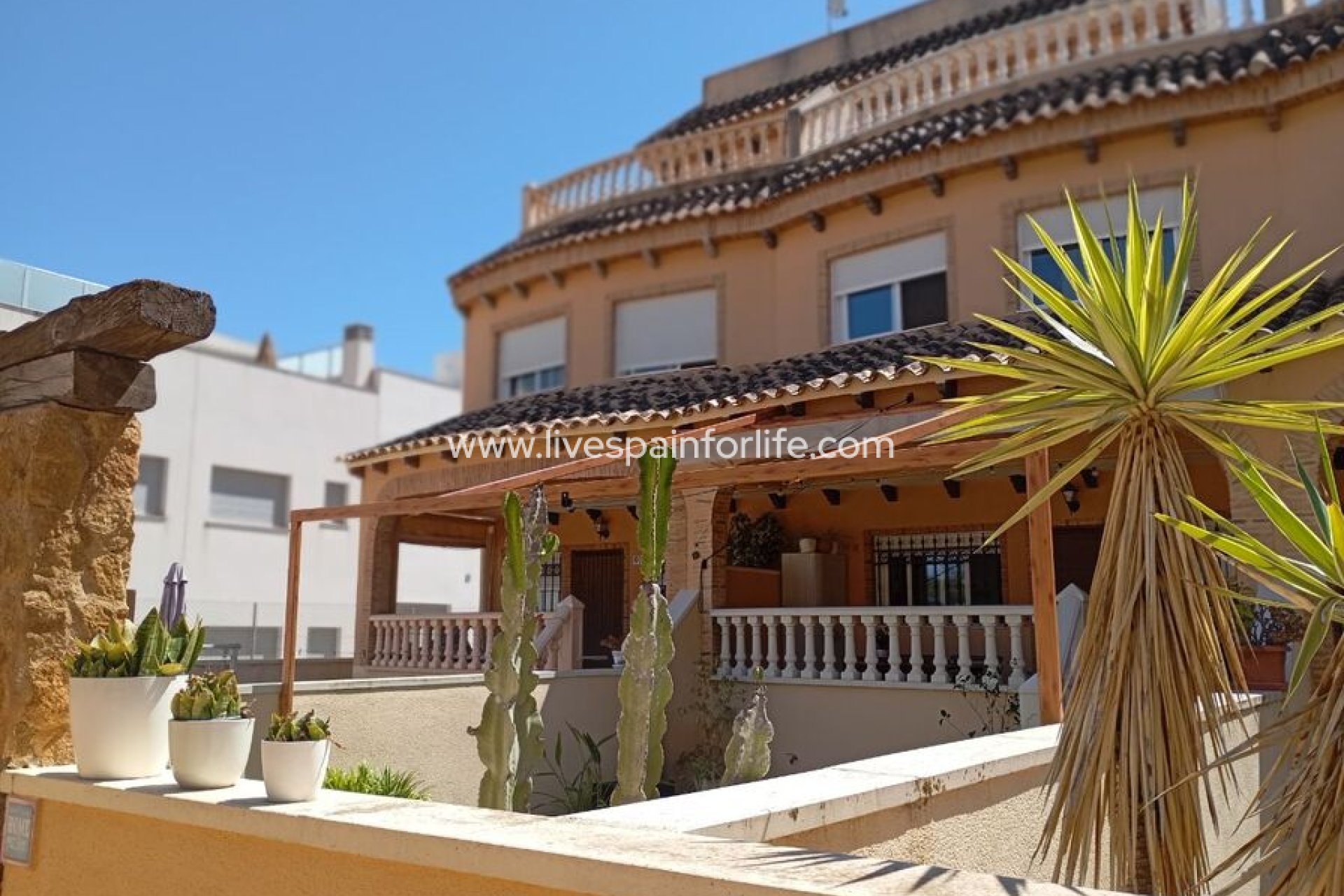 Herverkoop - Rijwoning -
Guardamar del Segura - Guardamar