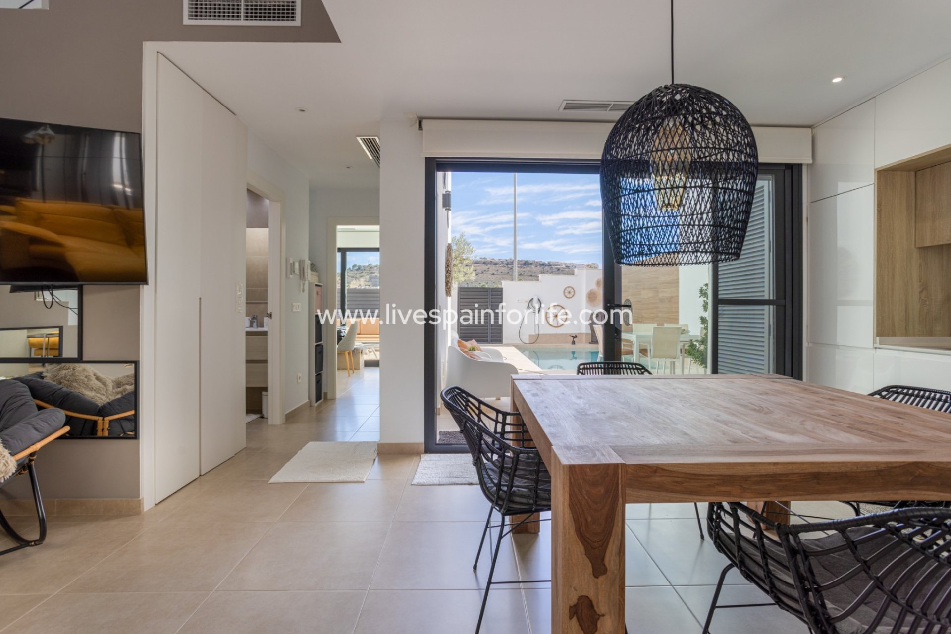 Herverkoop - Semi-detached house -
Benijofar