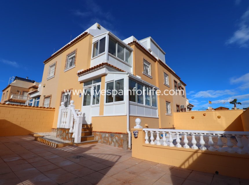 Herverkoop - Semi-detached house / Quad -
Ciudad Quesada - Lo Marabu