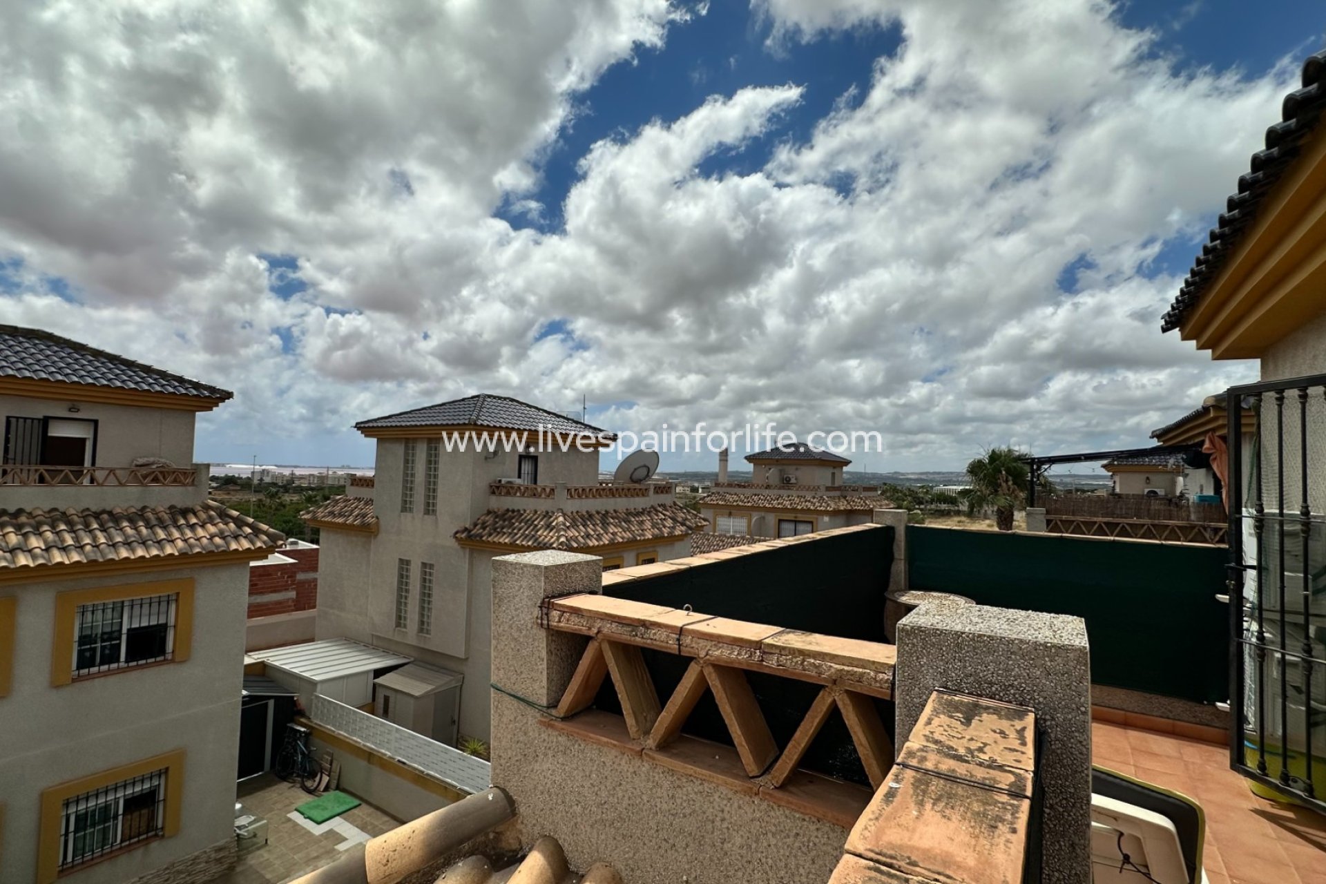 Herverkoop - Semi-detached house / Quad -
Los Montesinos - La Herrada