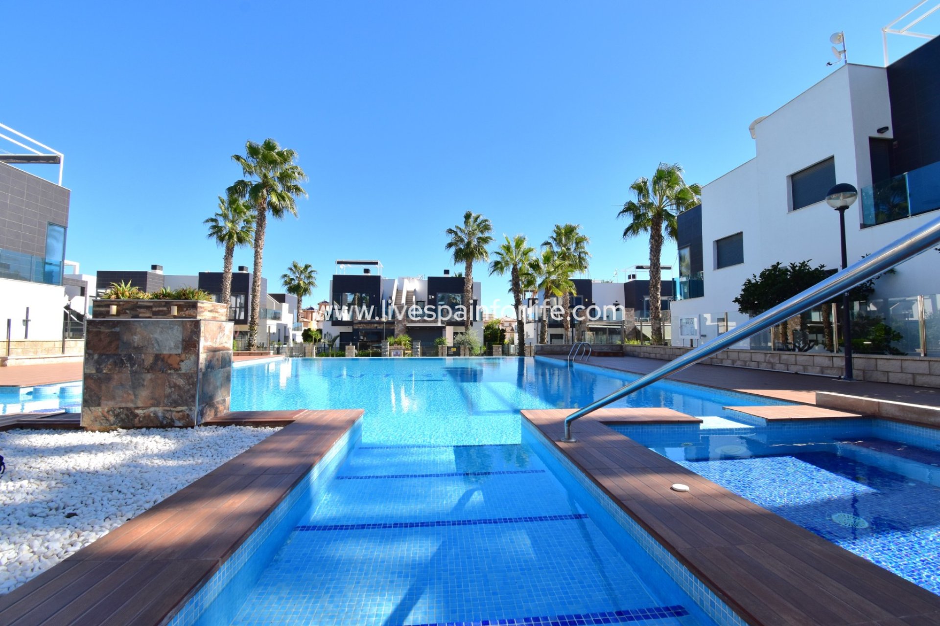 Herverkoop - Semi-detached house / Quad -
Orihuela Costa - Lomas de Cabo Roig
