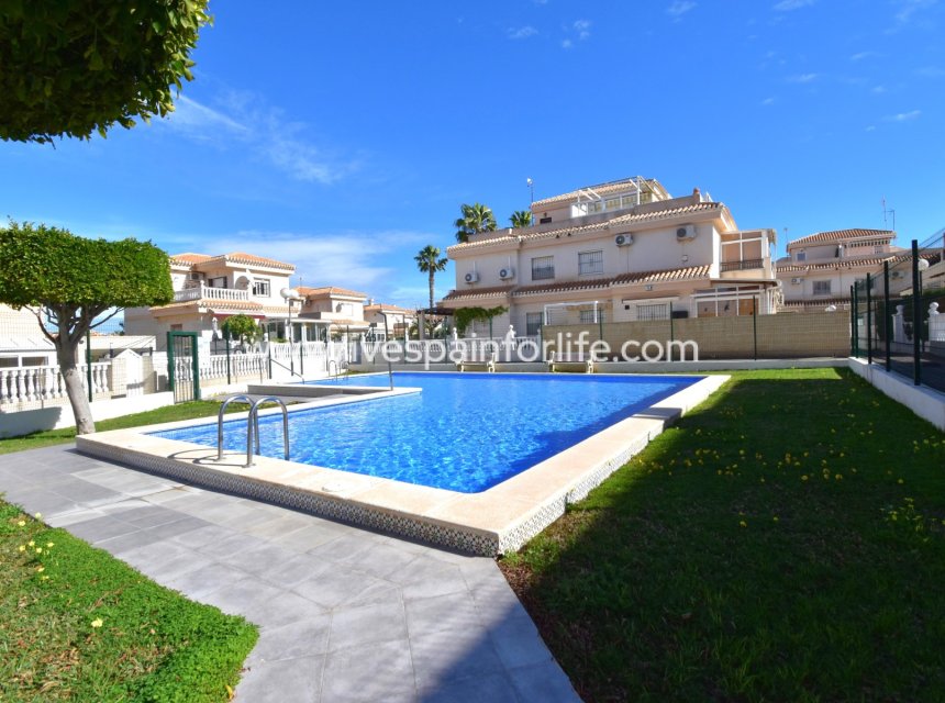 Herverkoop - Semi-detached house / Quad -
Orihuela Costa - Playa Flamenca