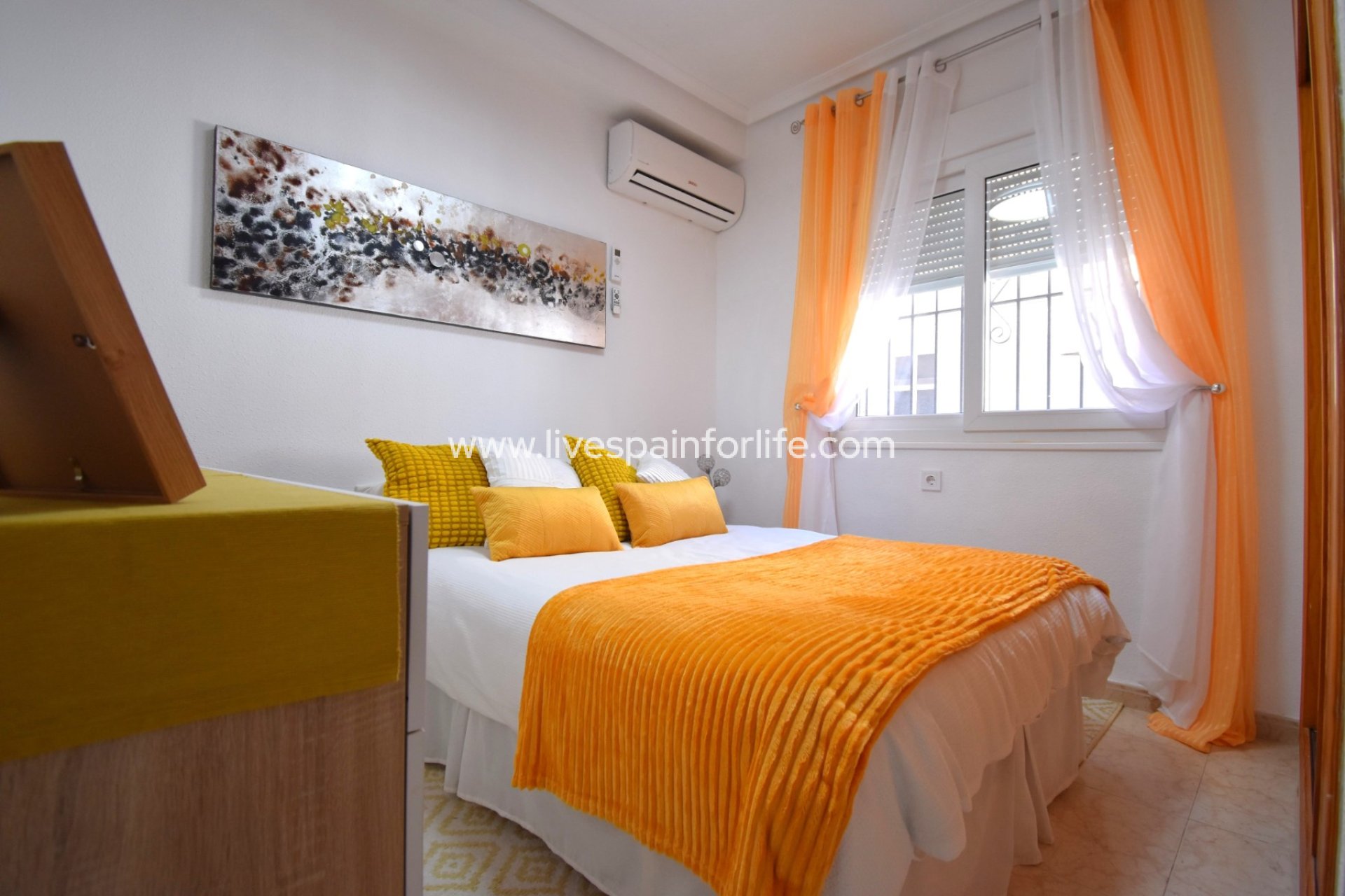 Herverkoop - Semi-detached house / Quad -
Orihuela Costa - Playa Flamenca